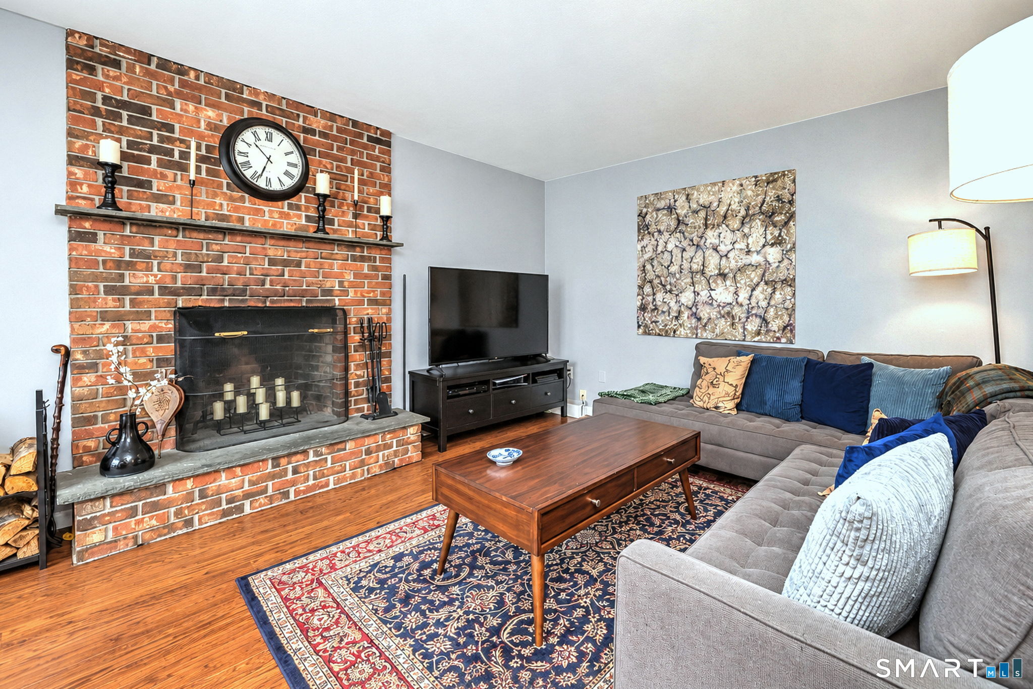 24212352 Property Photo 9