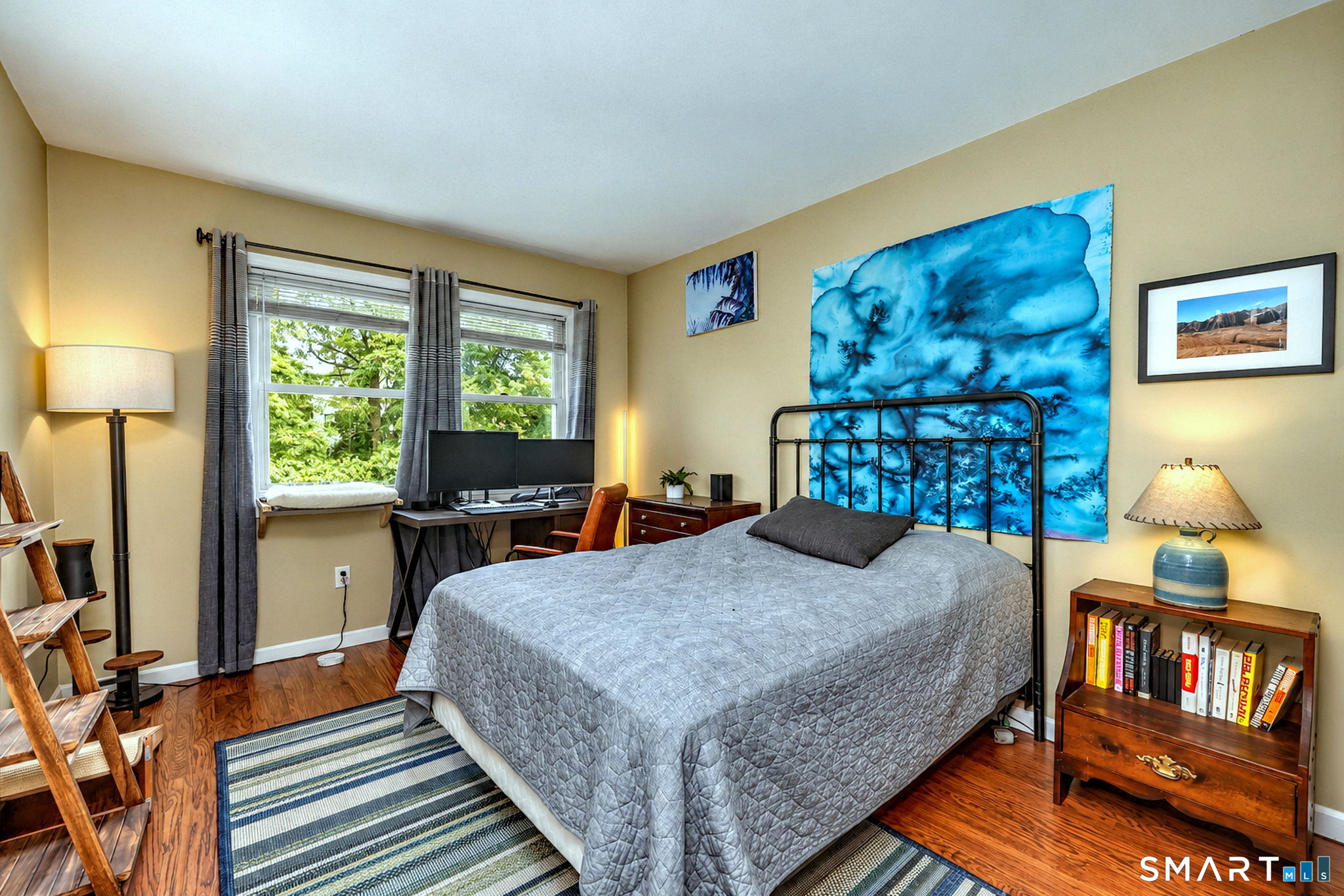 24212352 Property Photo 17