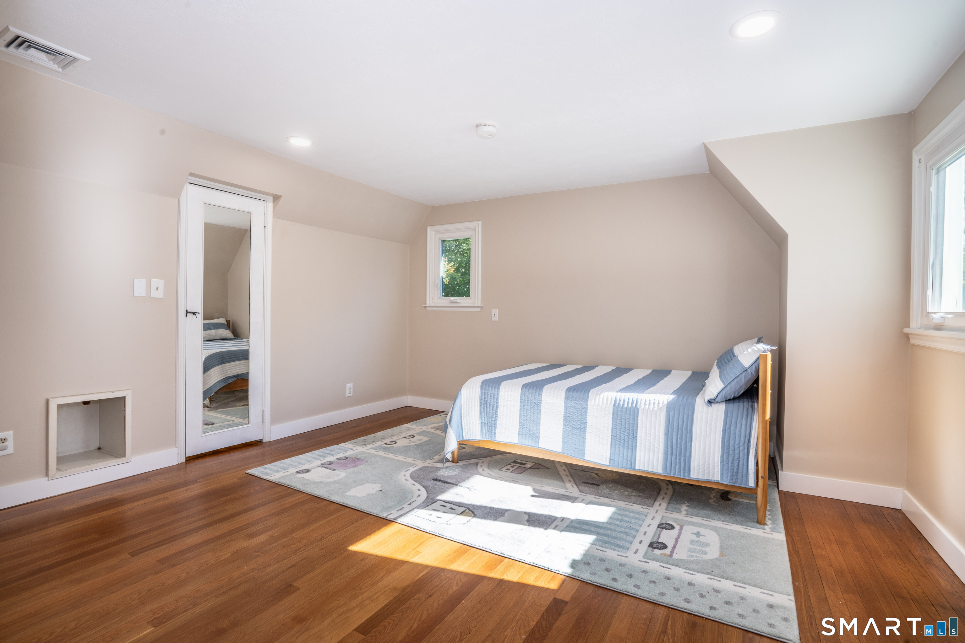 79 Bloomfield Avenue Property Photo 32