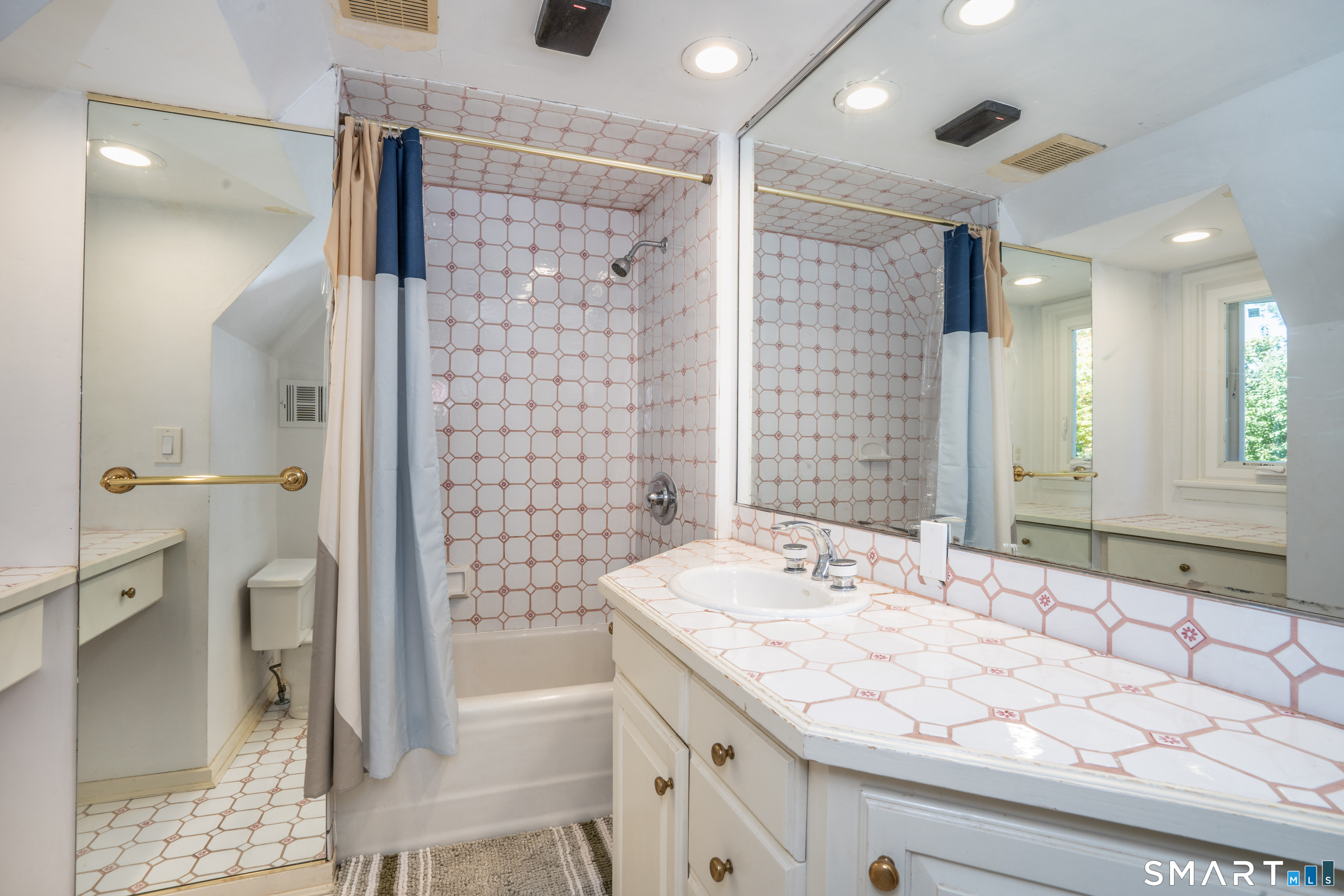 79 Bloomfield Avenue Property Photo 34