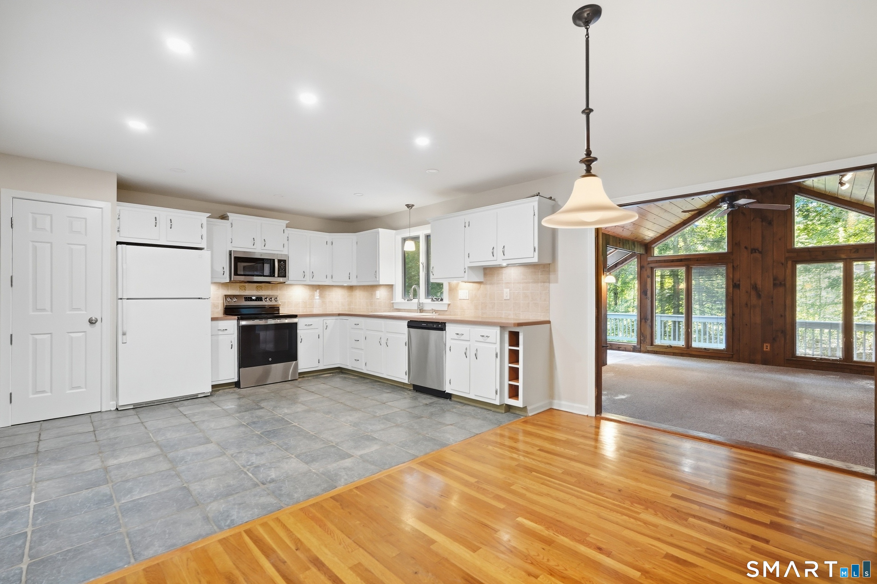 191 Dennison Road Property Photo 6