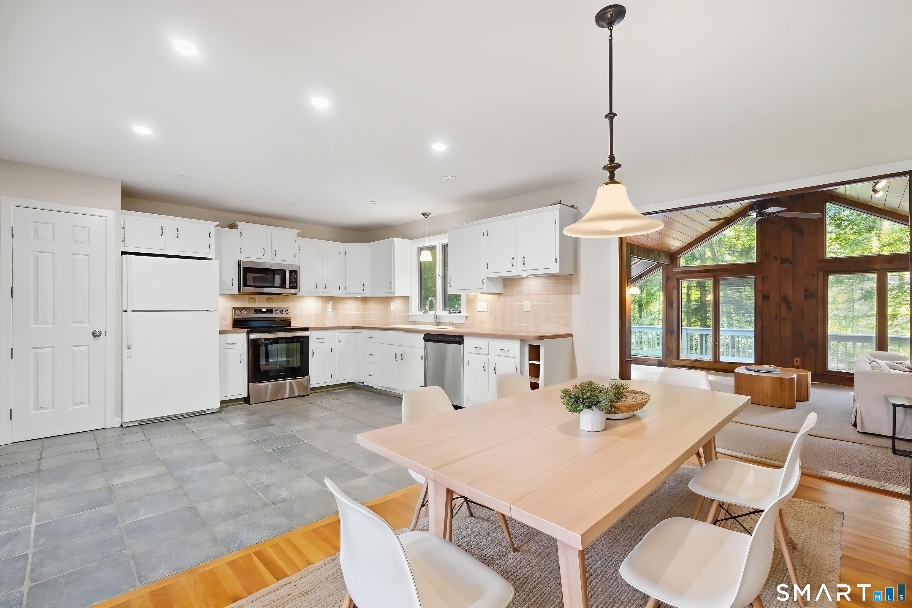 191 Dennison Road Property Photo 8