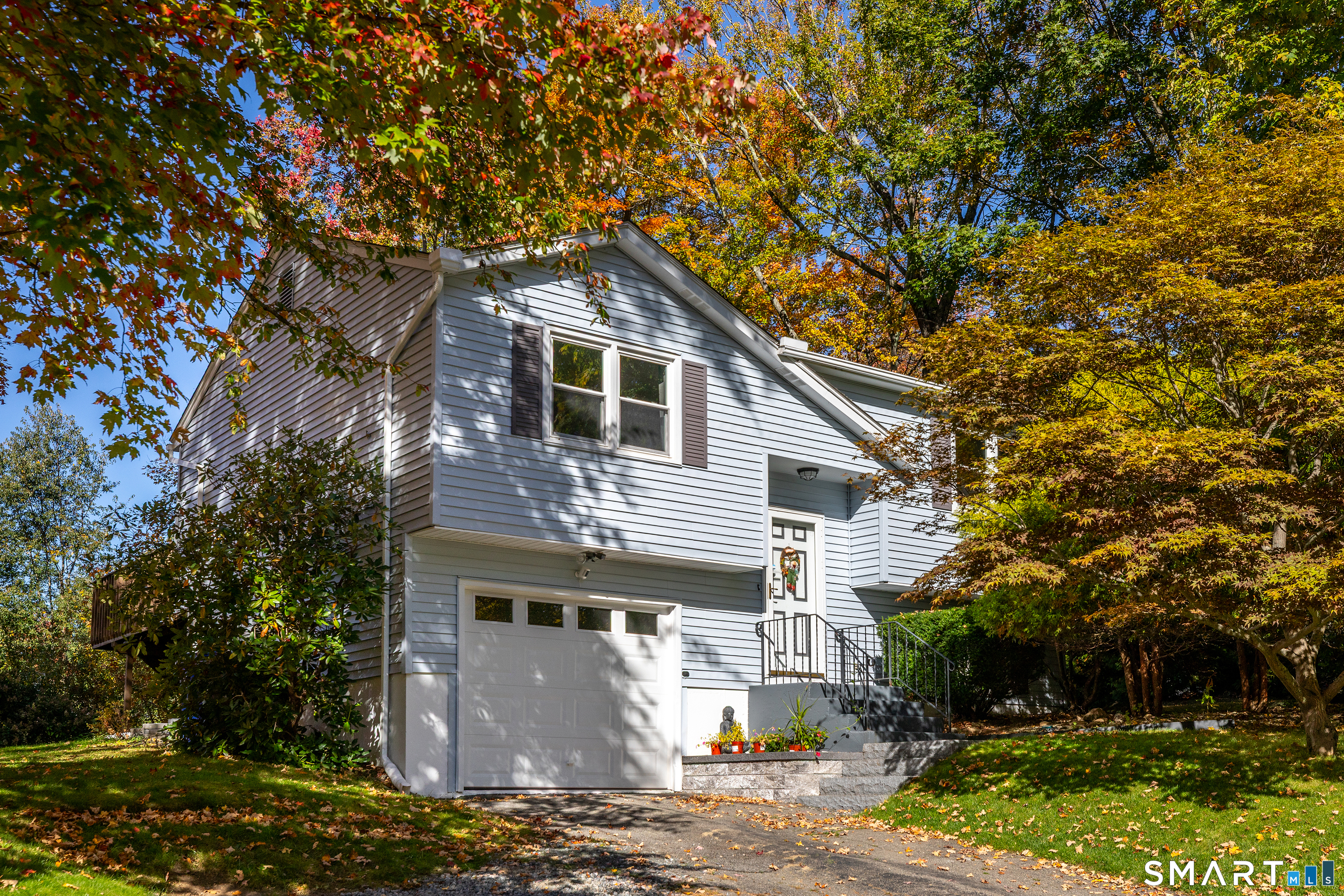 171 Nutmeg Drive Property Photo 1