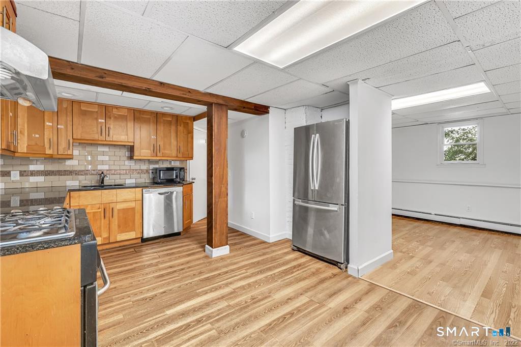 11 Hallmark Place Property Photo 9