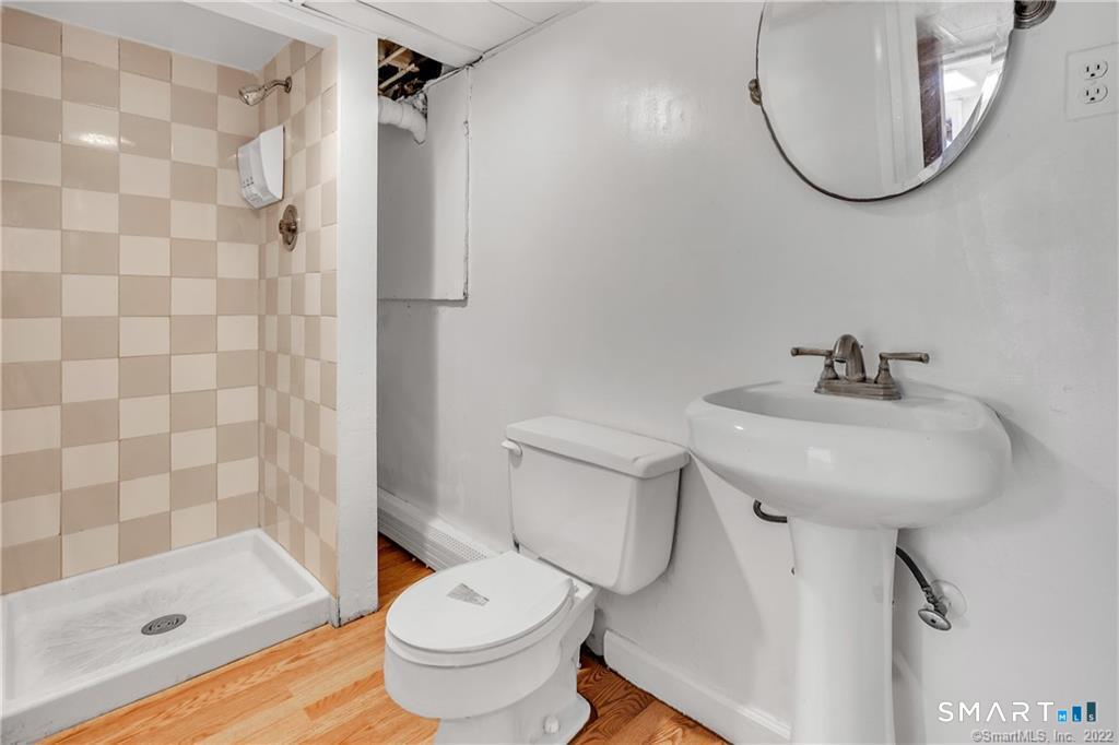 11 Hallmark Place Property Photo 13