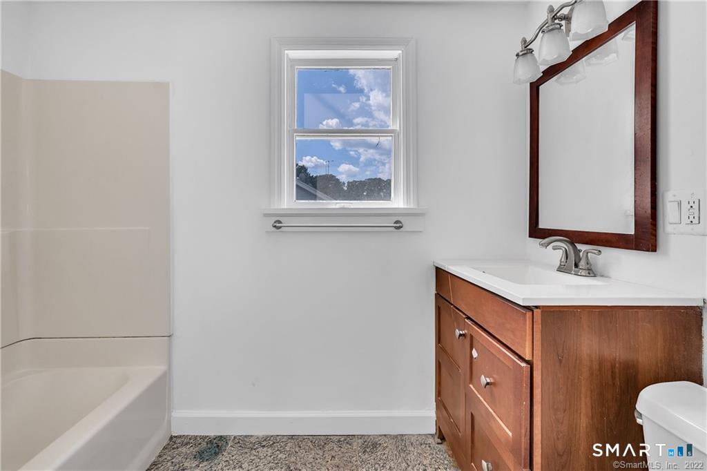 11 Hallmark Place Property Photo 17
