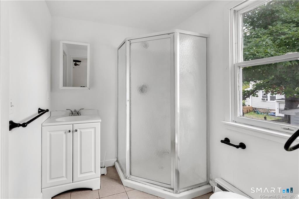11 Hallmark Place Property Photo 28