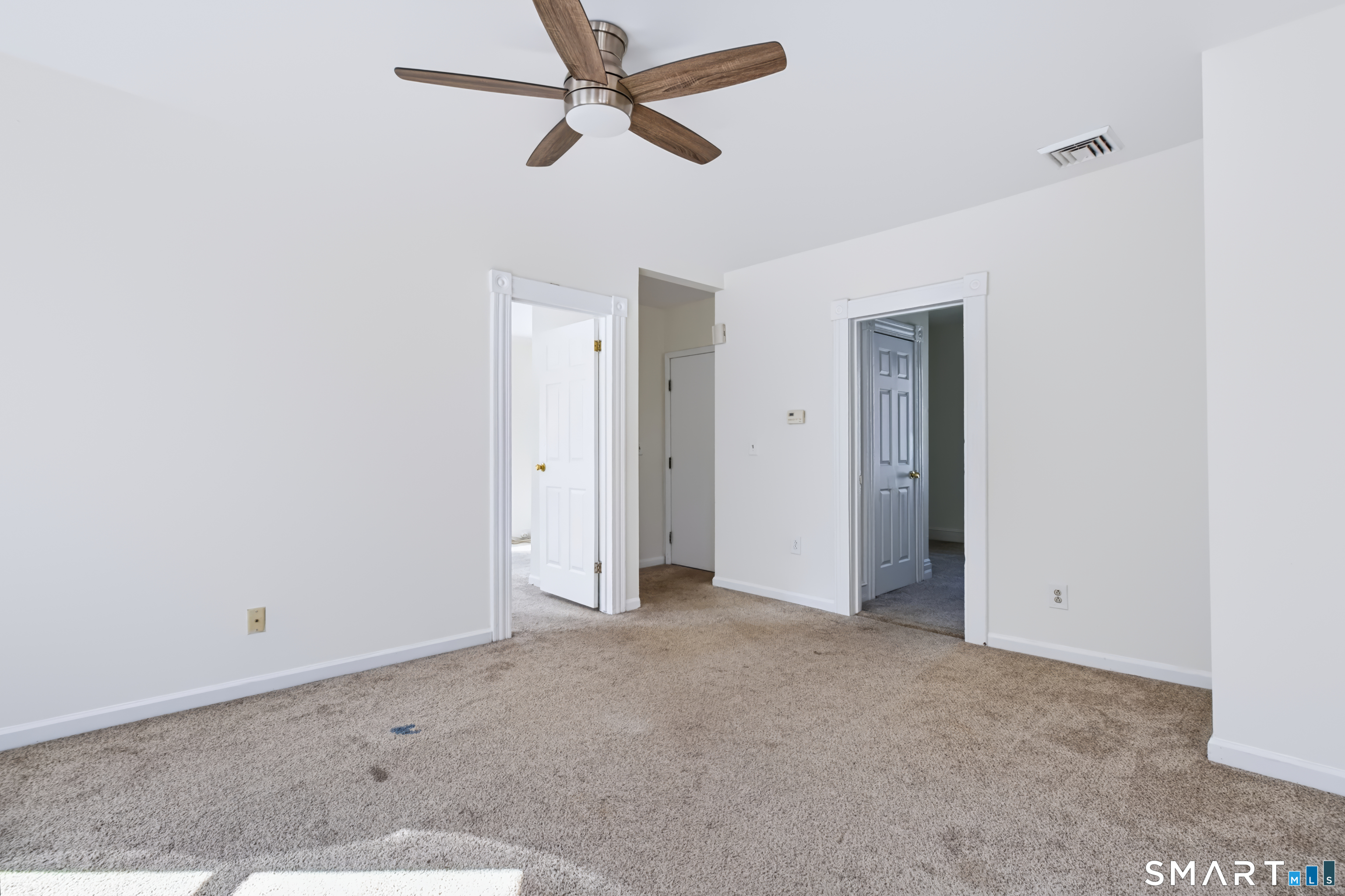 10 Glover 12 Place Property Photo 15