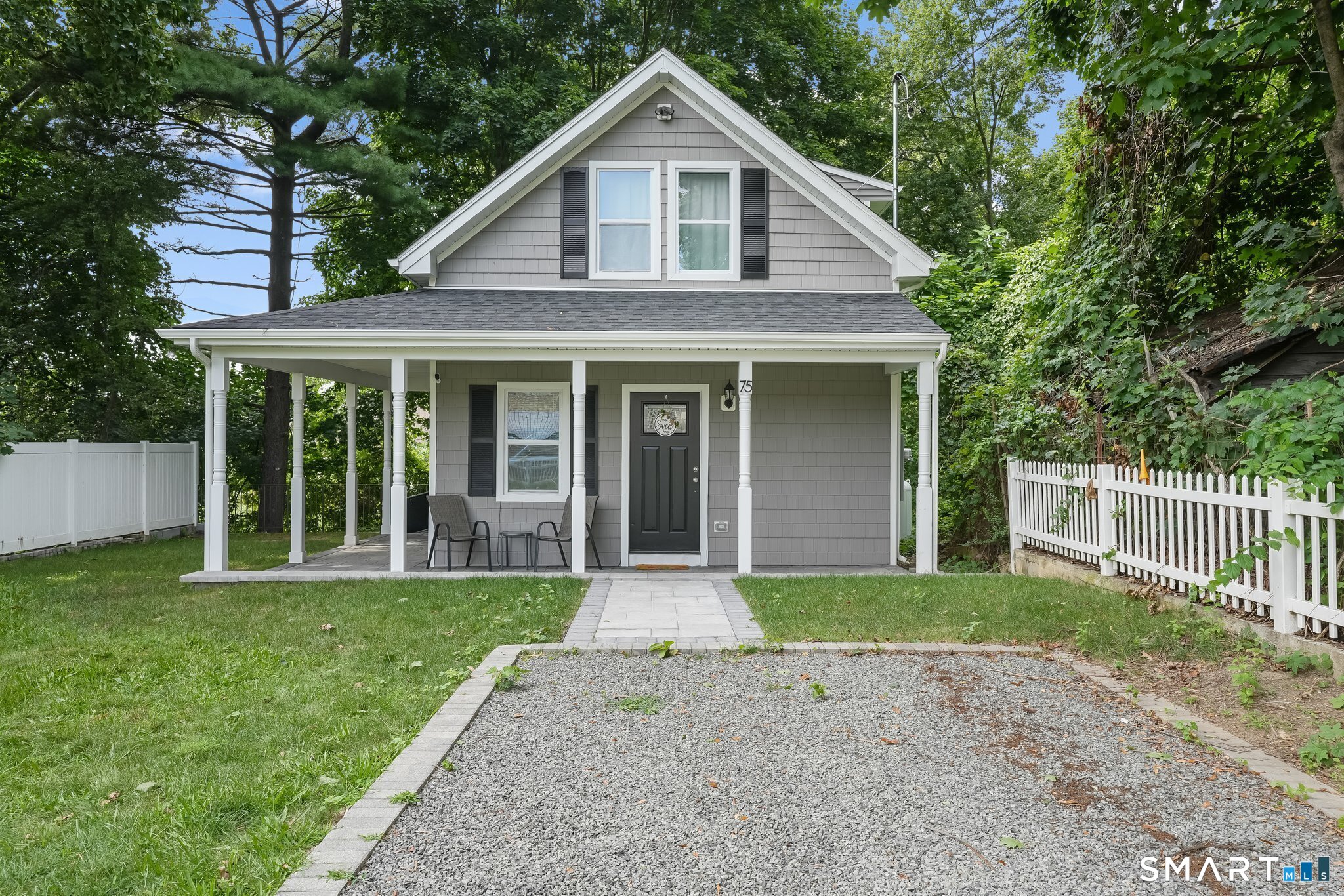 75 Hemlock Street Property Photo 1