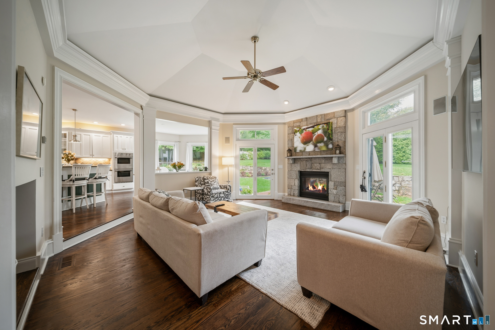 19 Christopher Lane Property Photo 7
