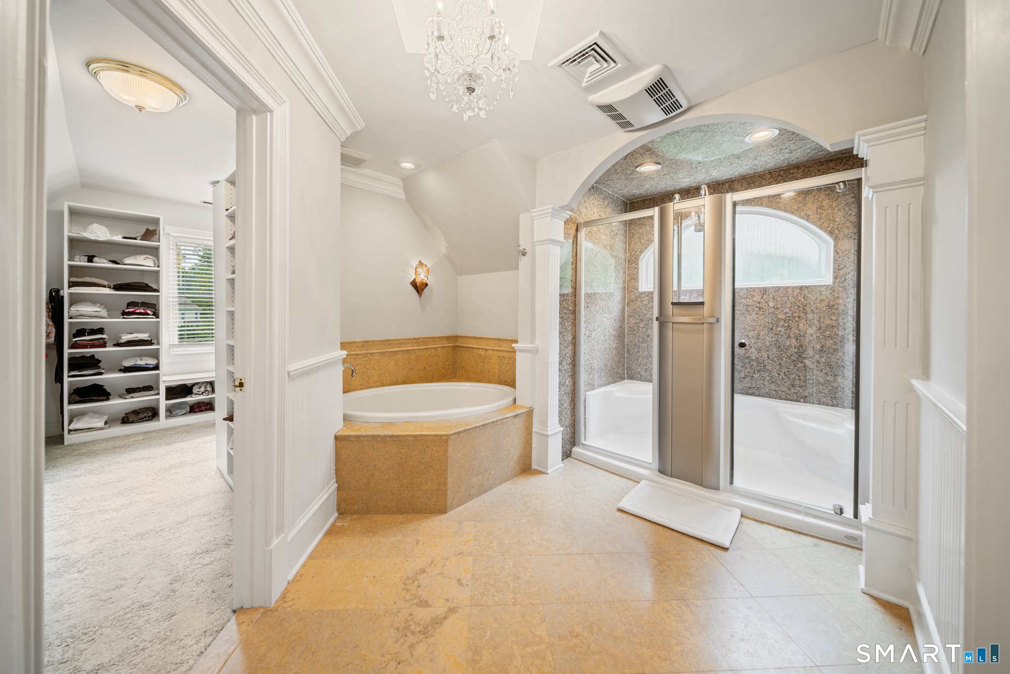 19 Christopher Lane Property Photo 24