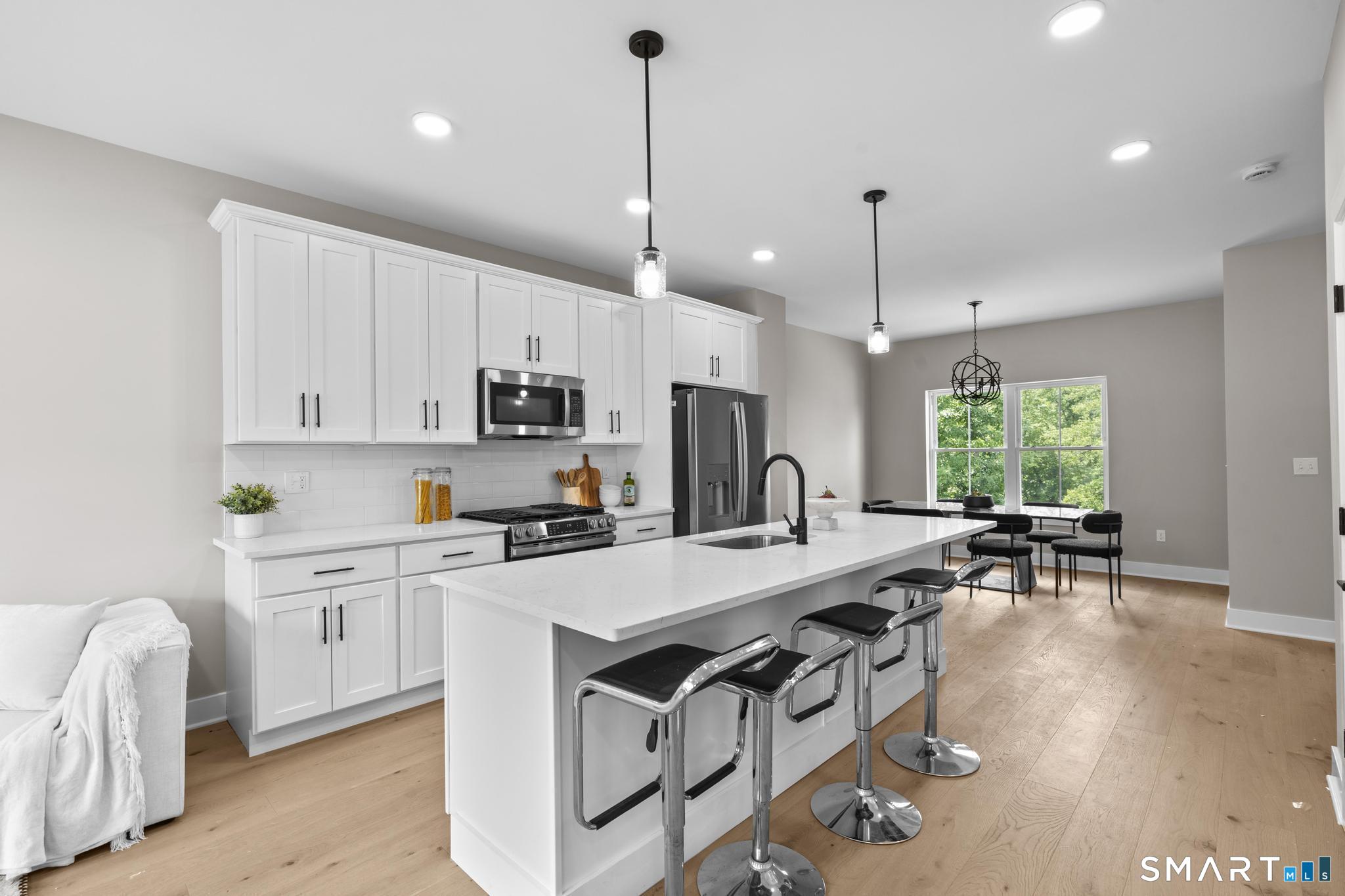 61 West 15 Street Property Photo 13