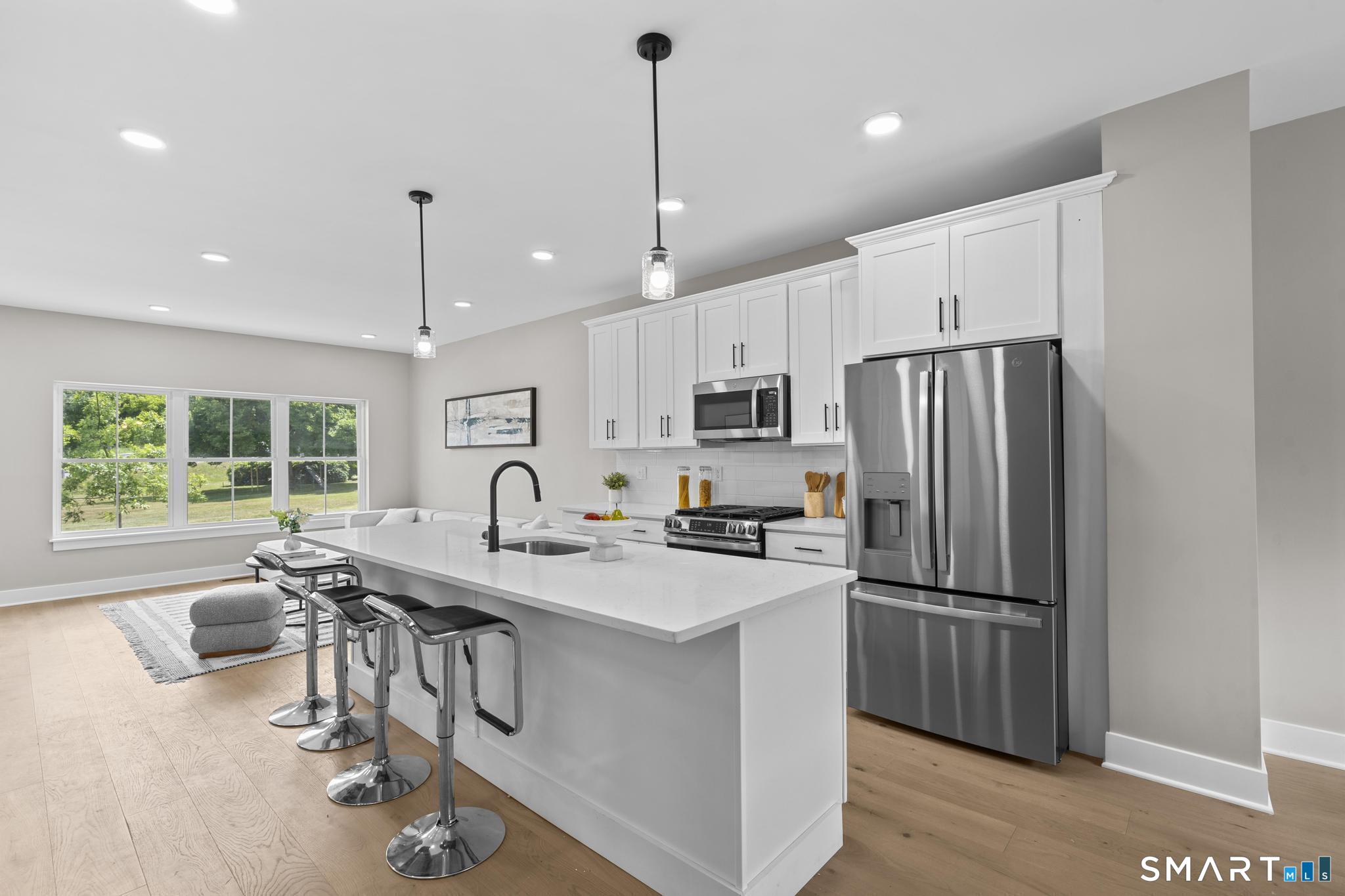 61 West 15 Street Property Photo 14