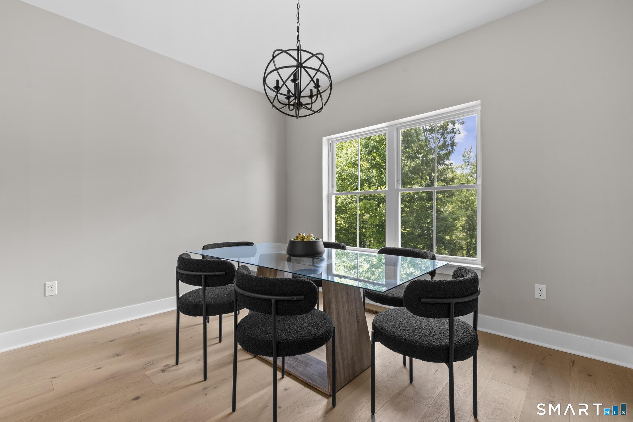 61 West 15 Street Property Photo 17
