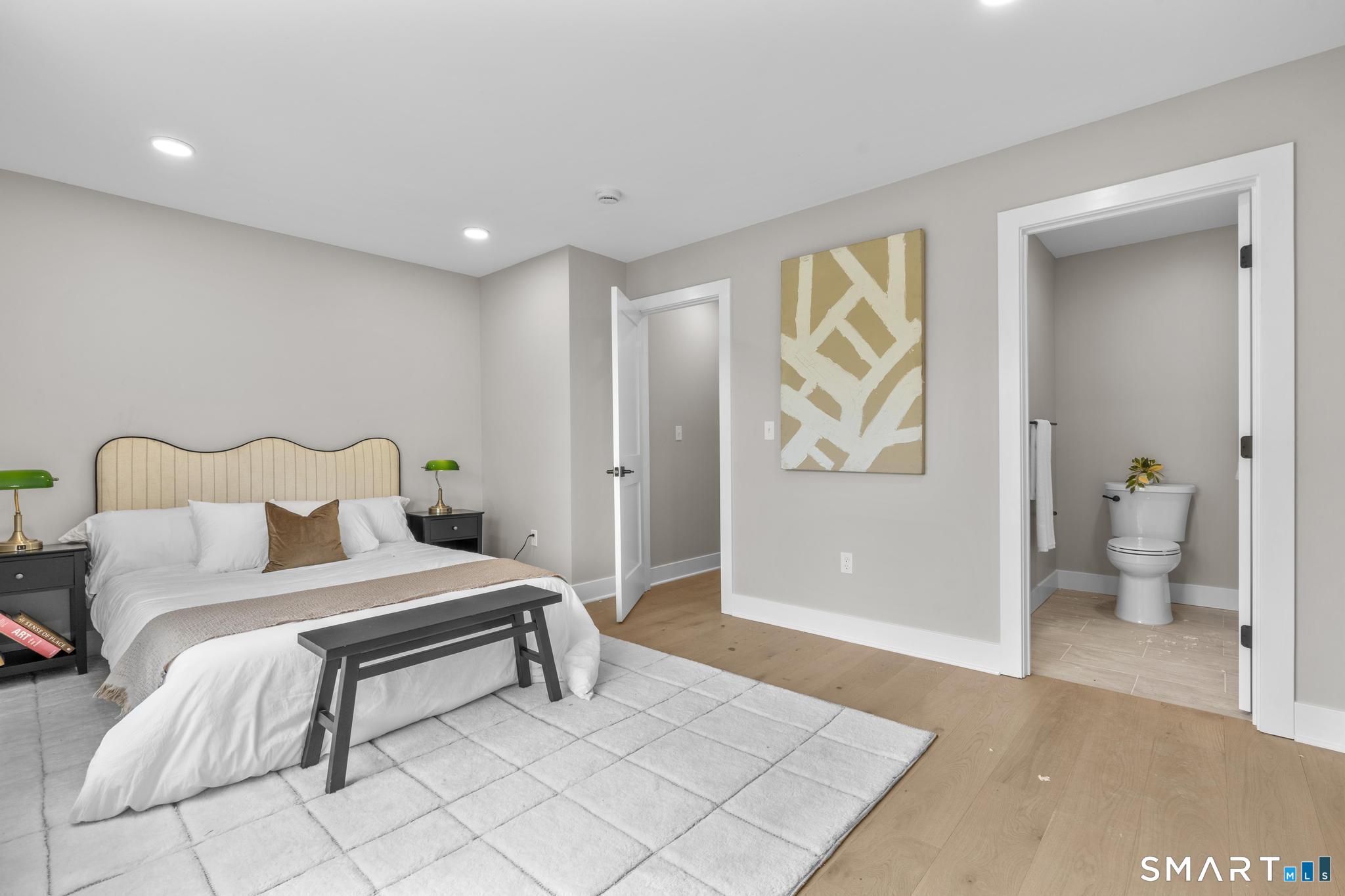 61 West 15 Street Property Photo 33