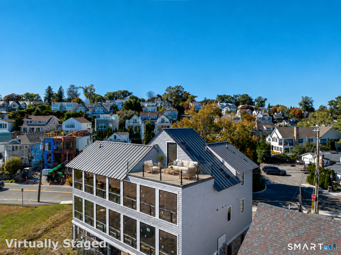 233 Hillspoint Road Property Photo 6