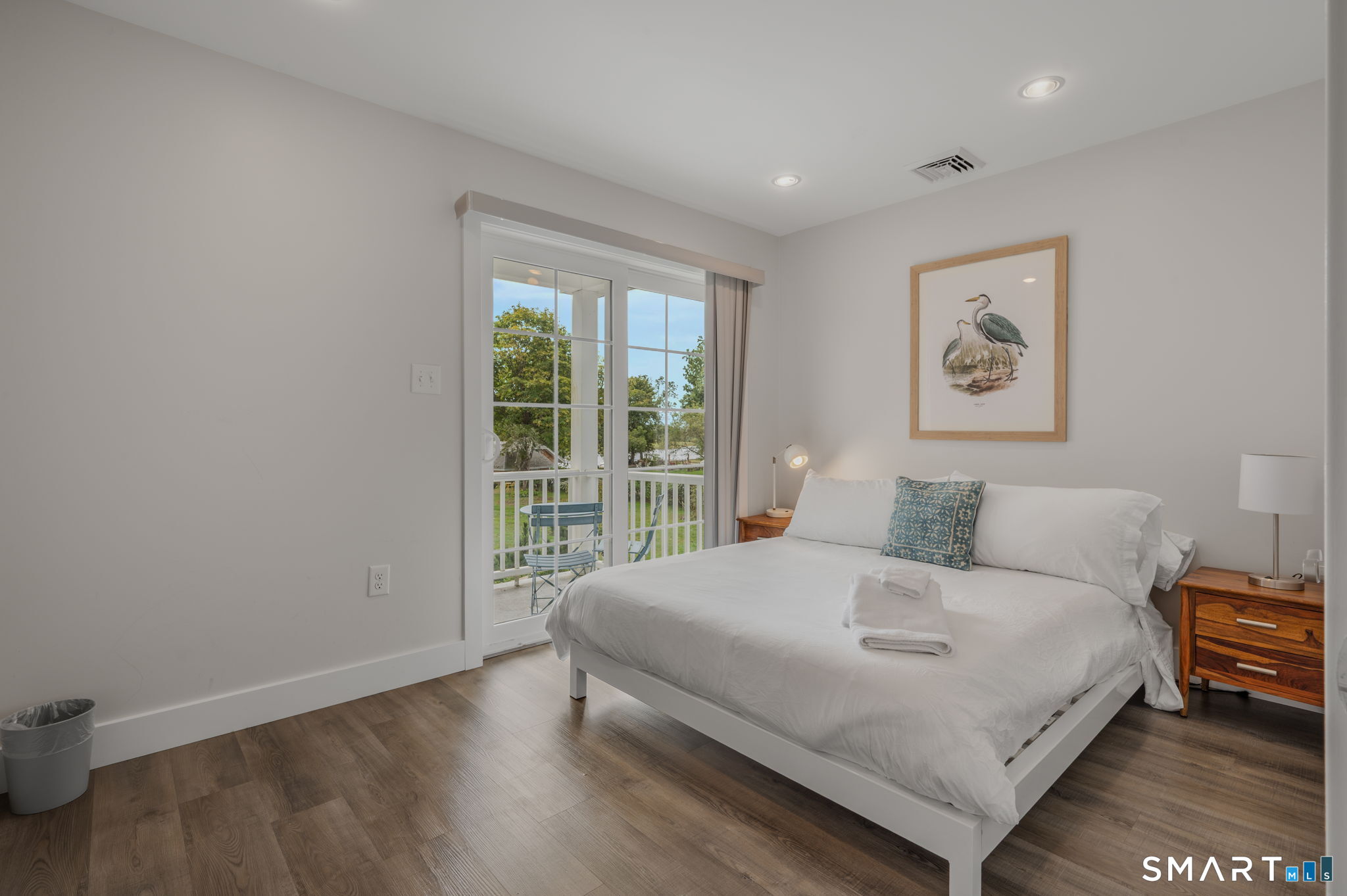 908 Stonington Road Property Photo 18