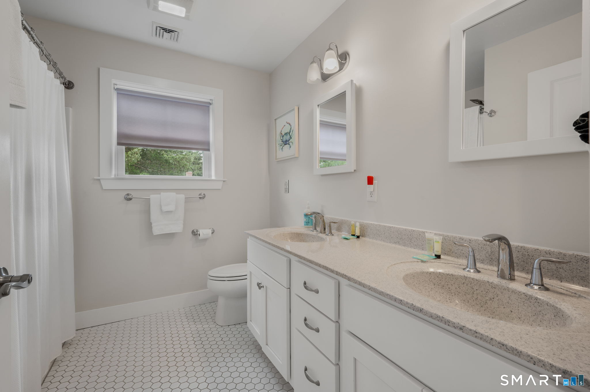 908 Stonington Road Property Photo 22