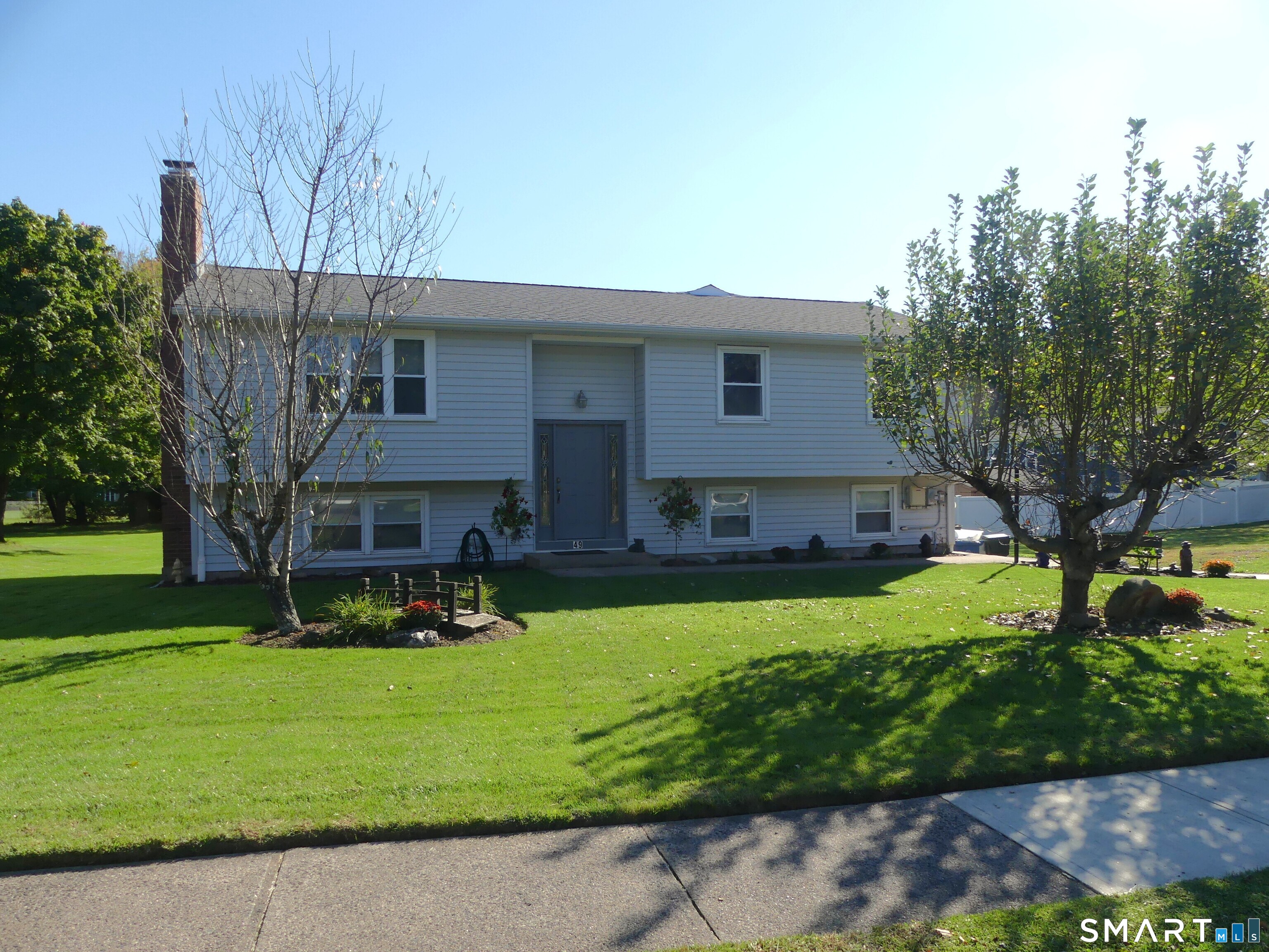 49 Bluebird Lane Property Photo 1