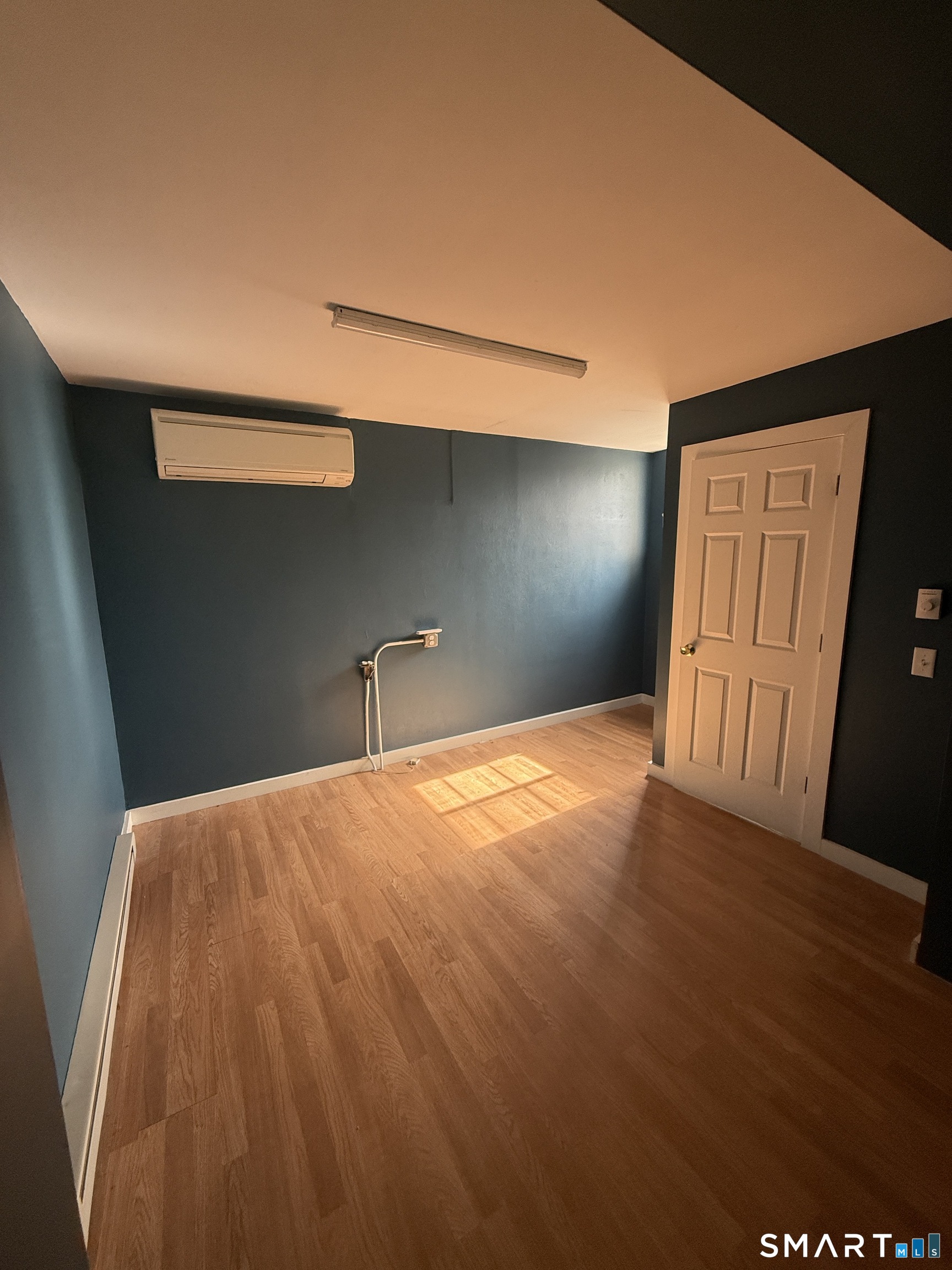 478 Main Street Property Photo 4