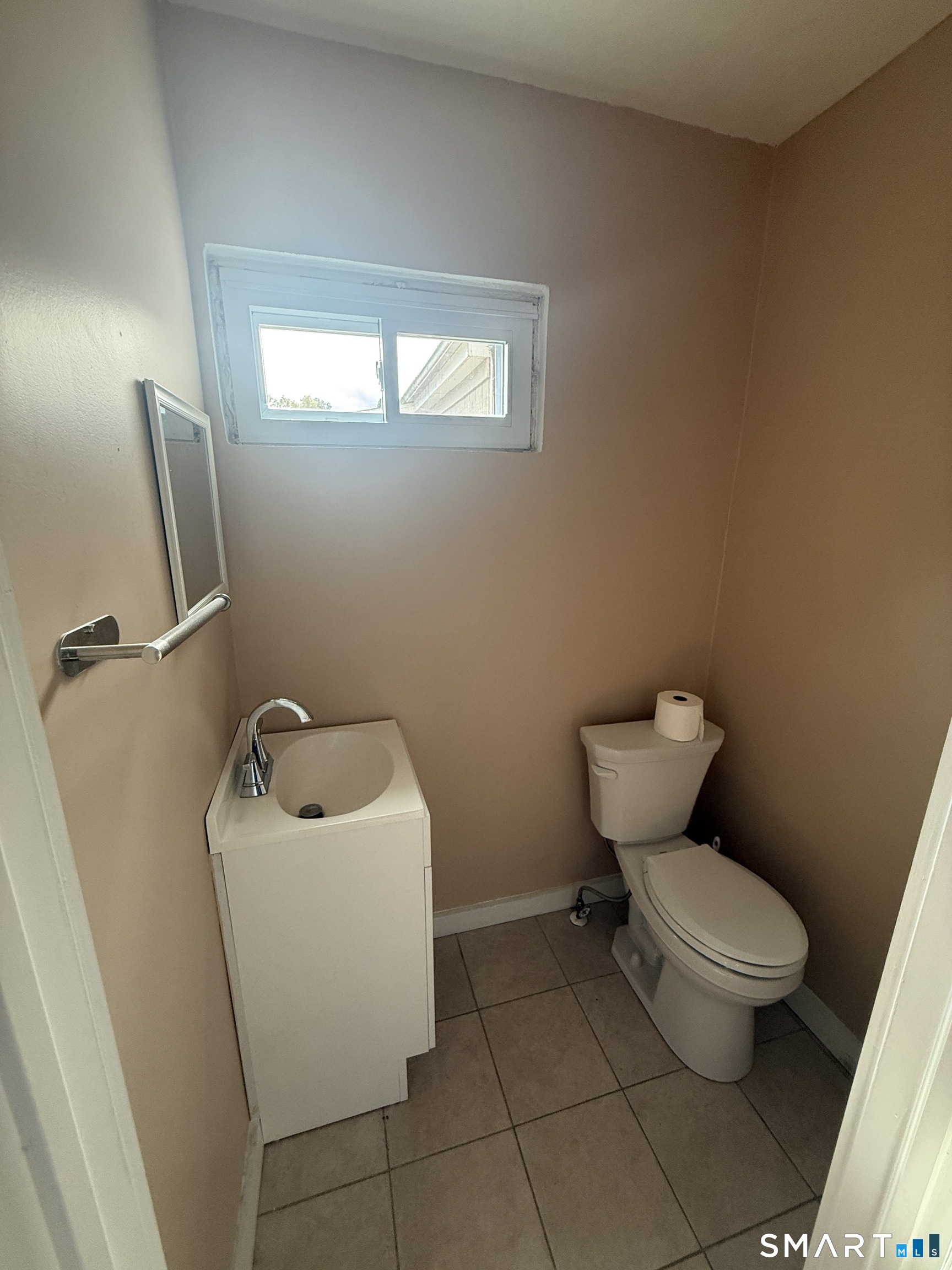 478 Main Street Property Photo 5