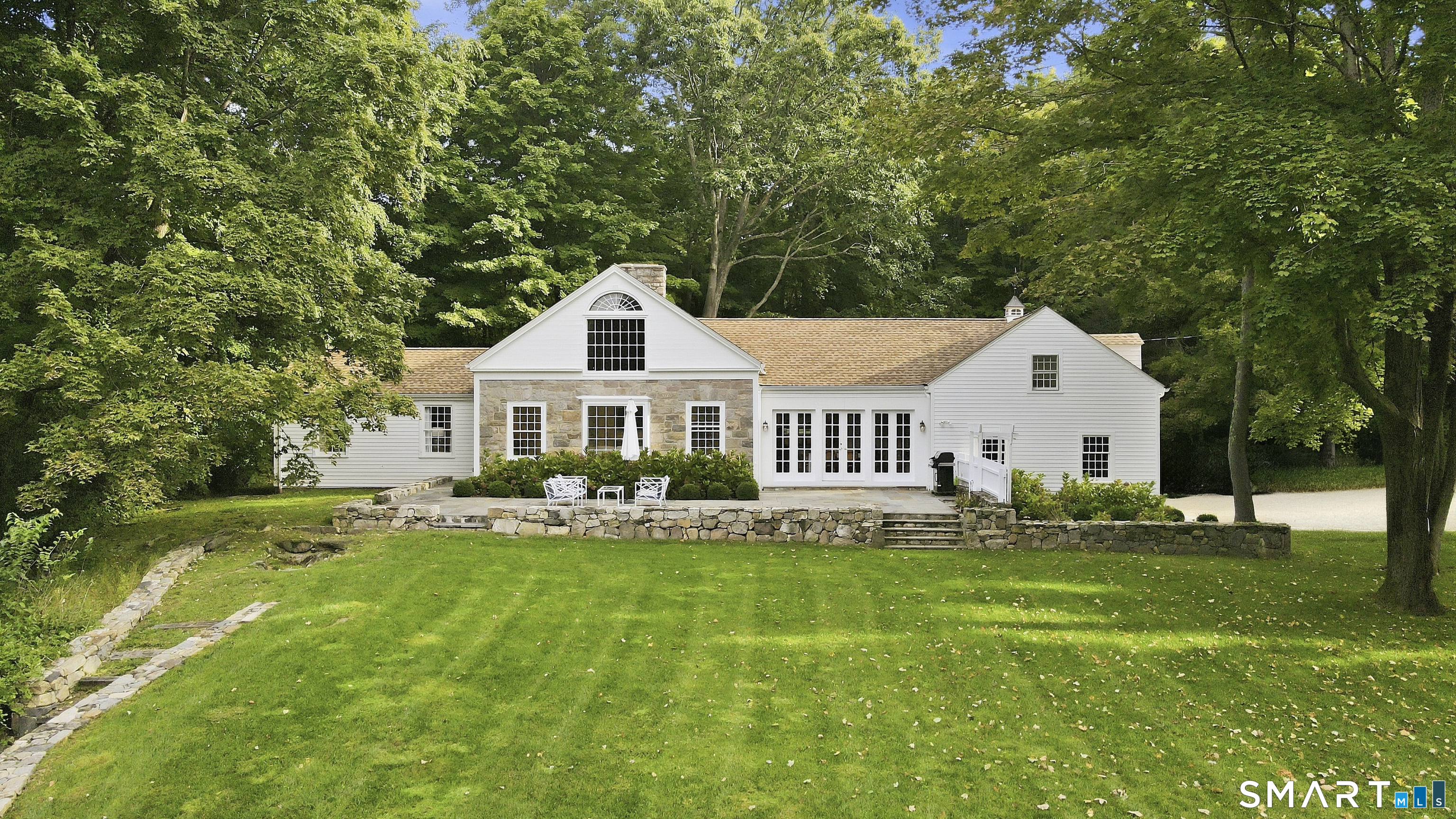 467 Nod Hill Road Property Photo 1