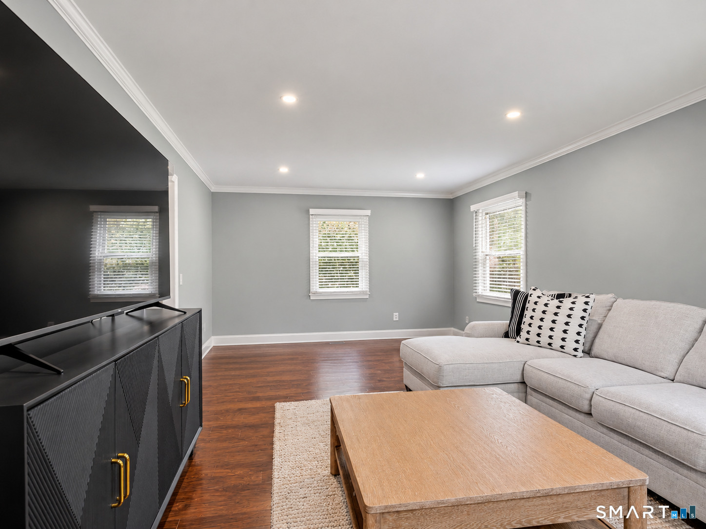 218 Stamford Avenue Property Photo 10