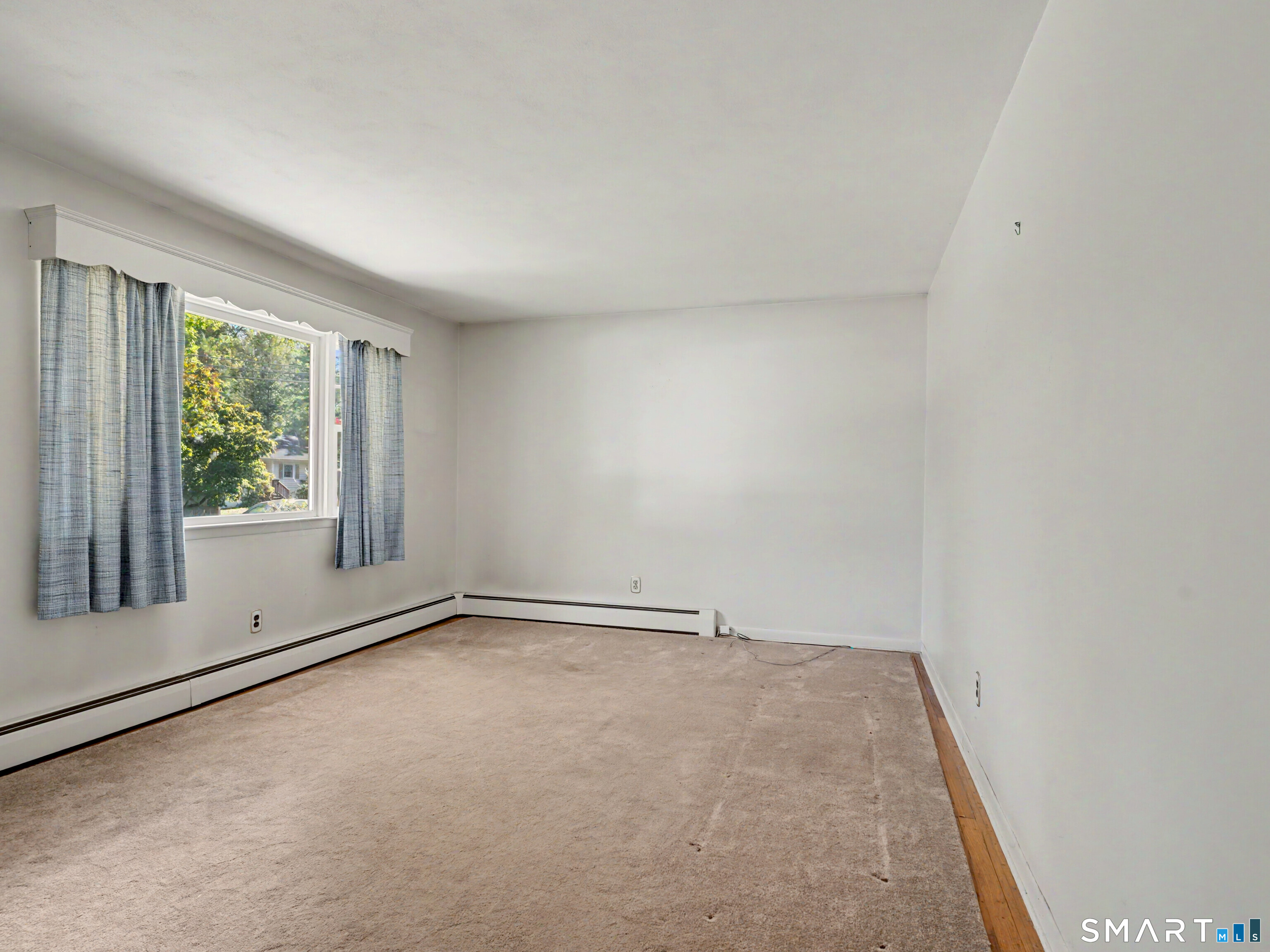 2 Almar Drive Property Photo 8