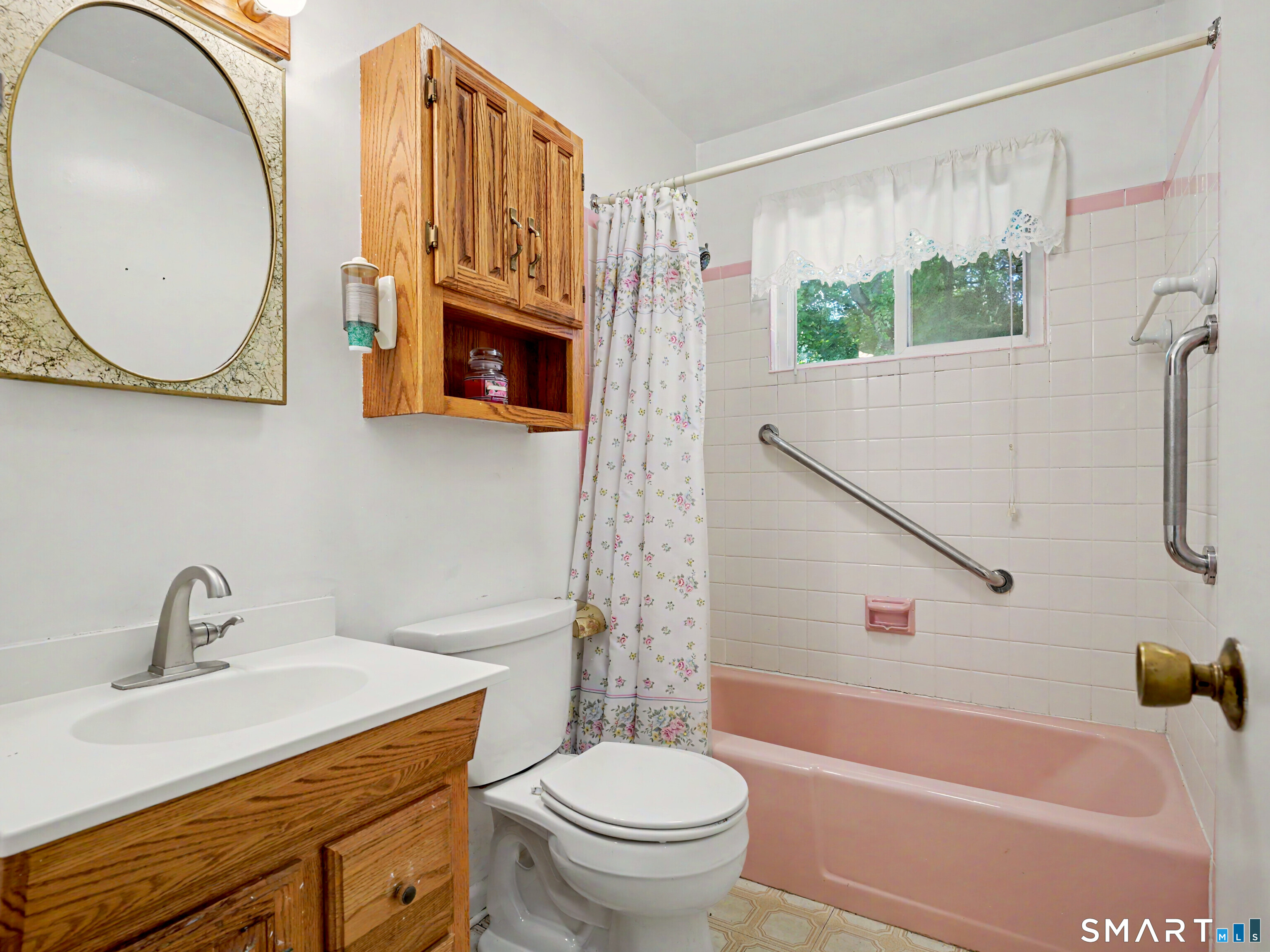 2 Almar Drive Property Photo 16