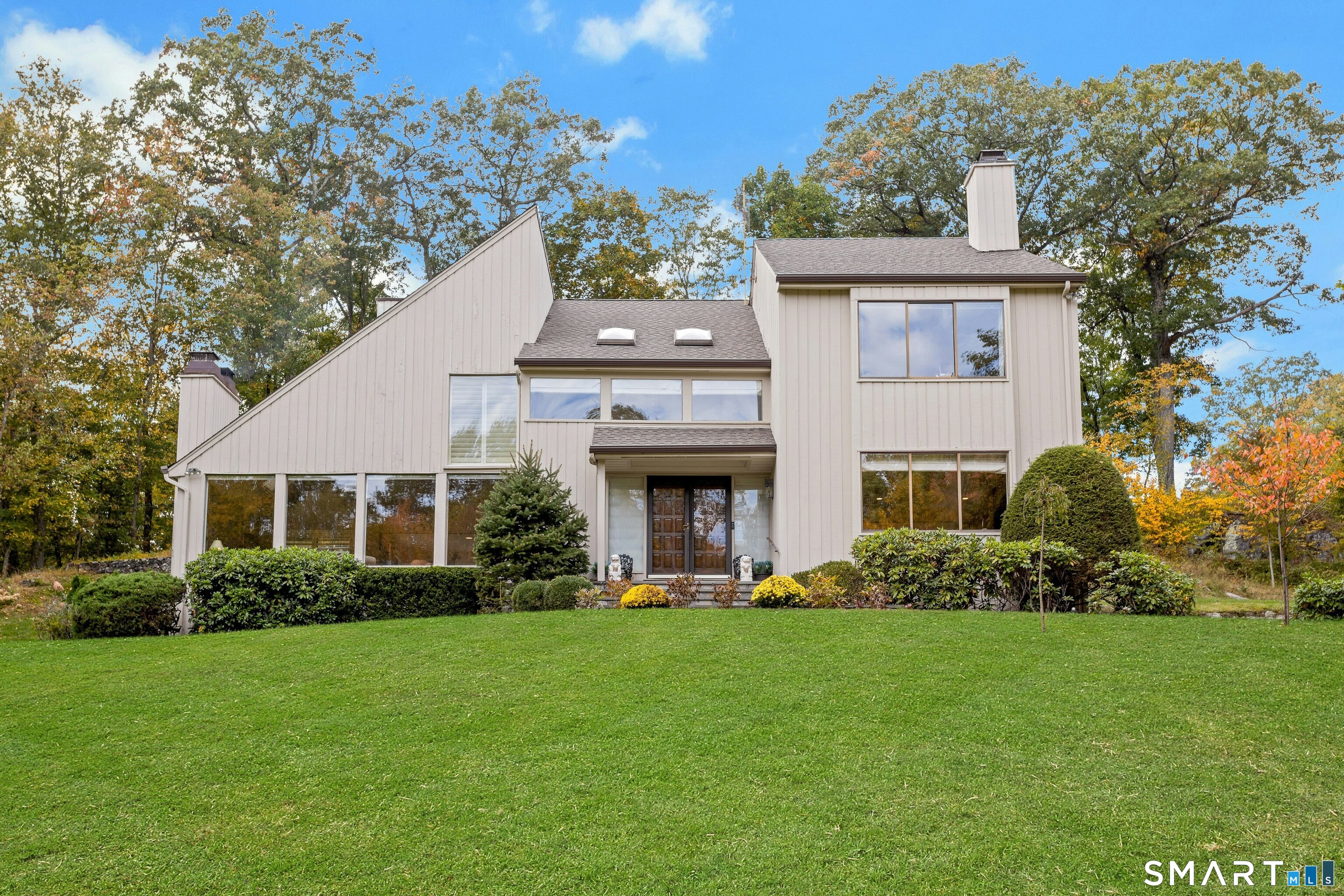 30 Ridge Brook Lane Property Photo 1