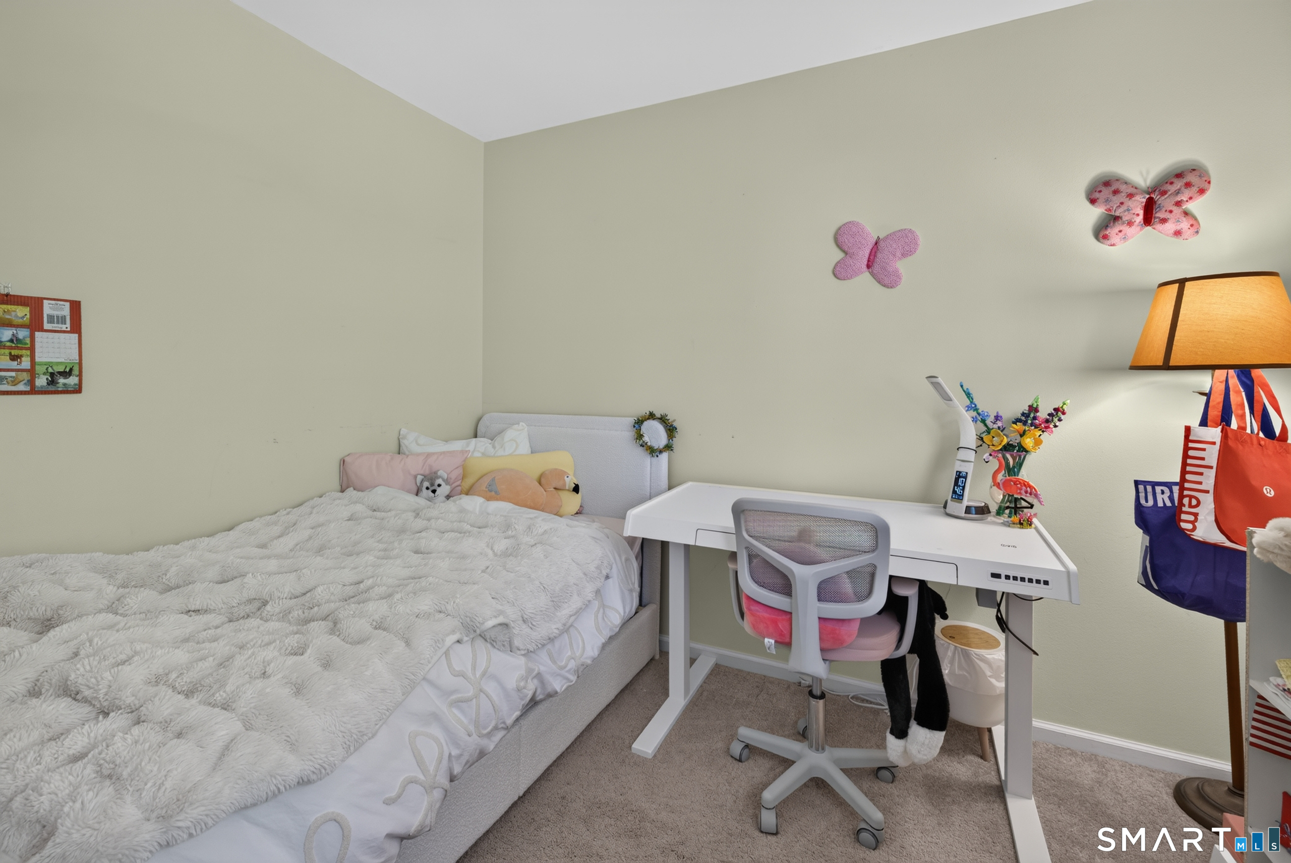 25 Auburn Way Property Photo 23