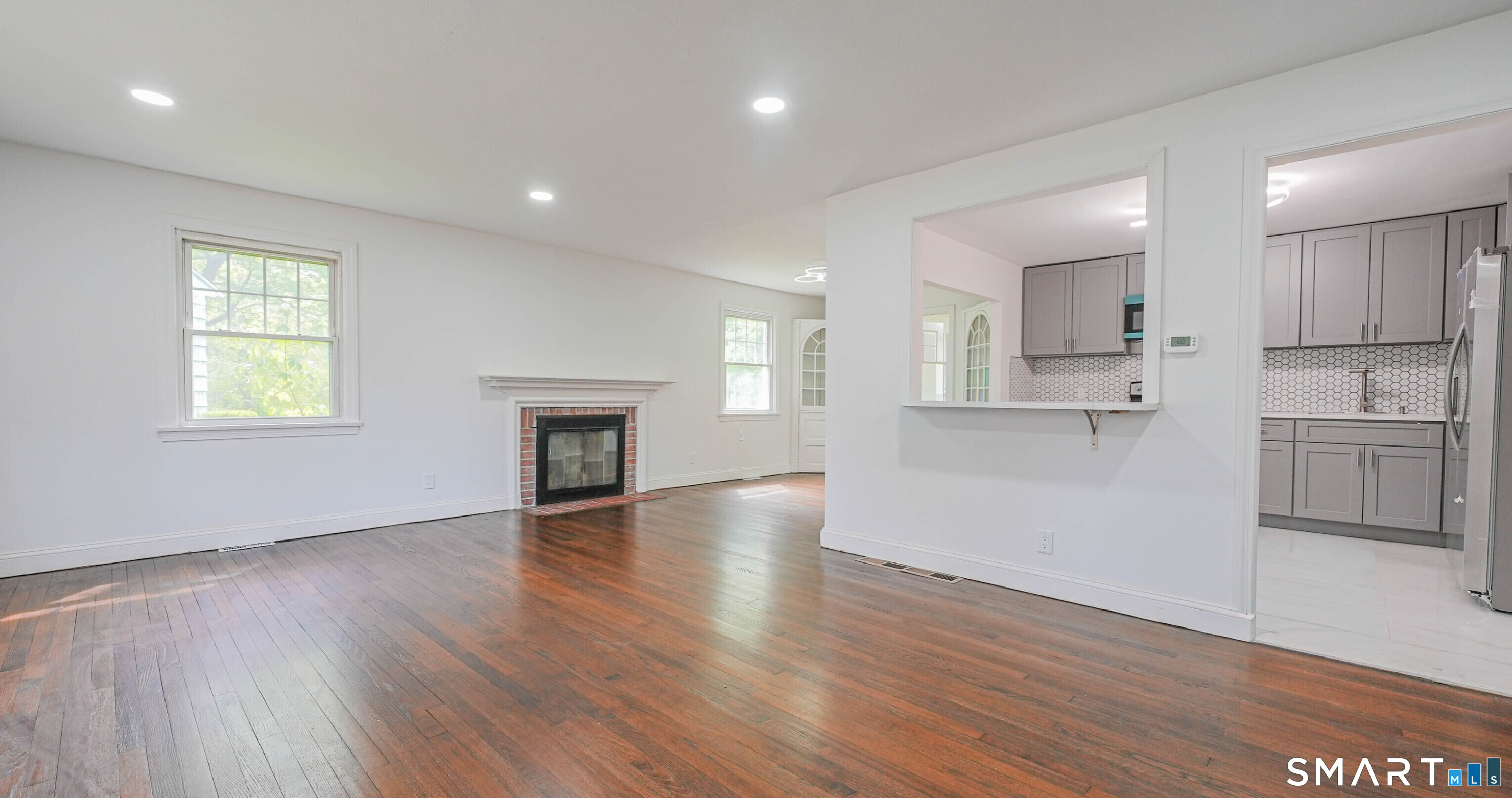 24 Sunfield Circle Property Photo 3