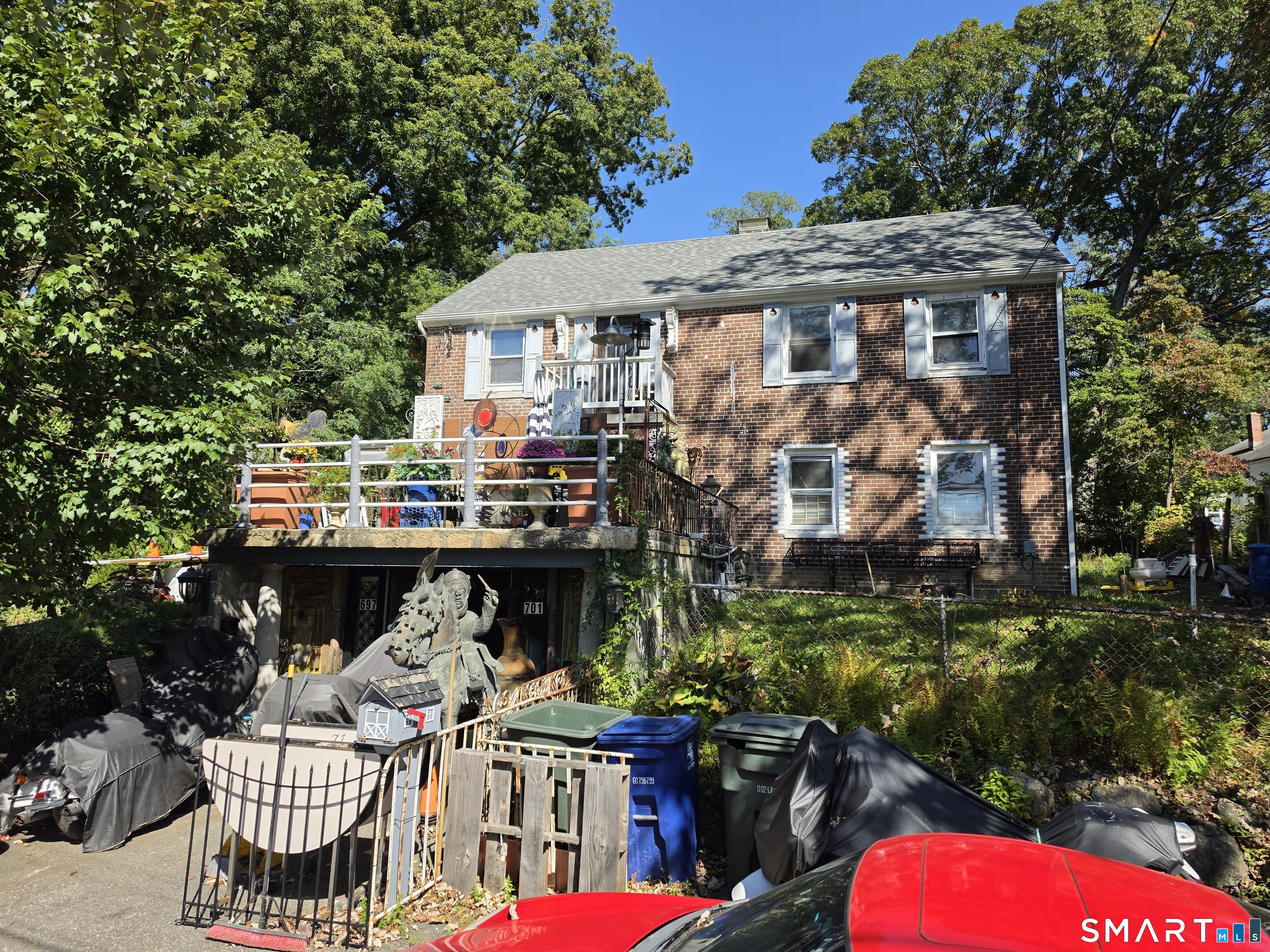 697-701 Pearl Harbor Street Property Photo 2