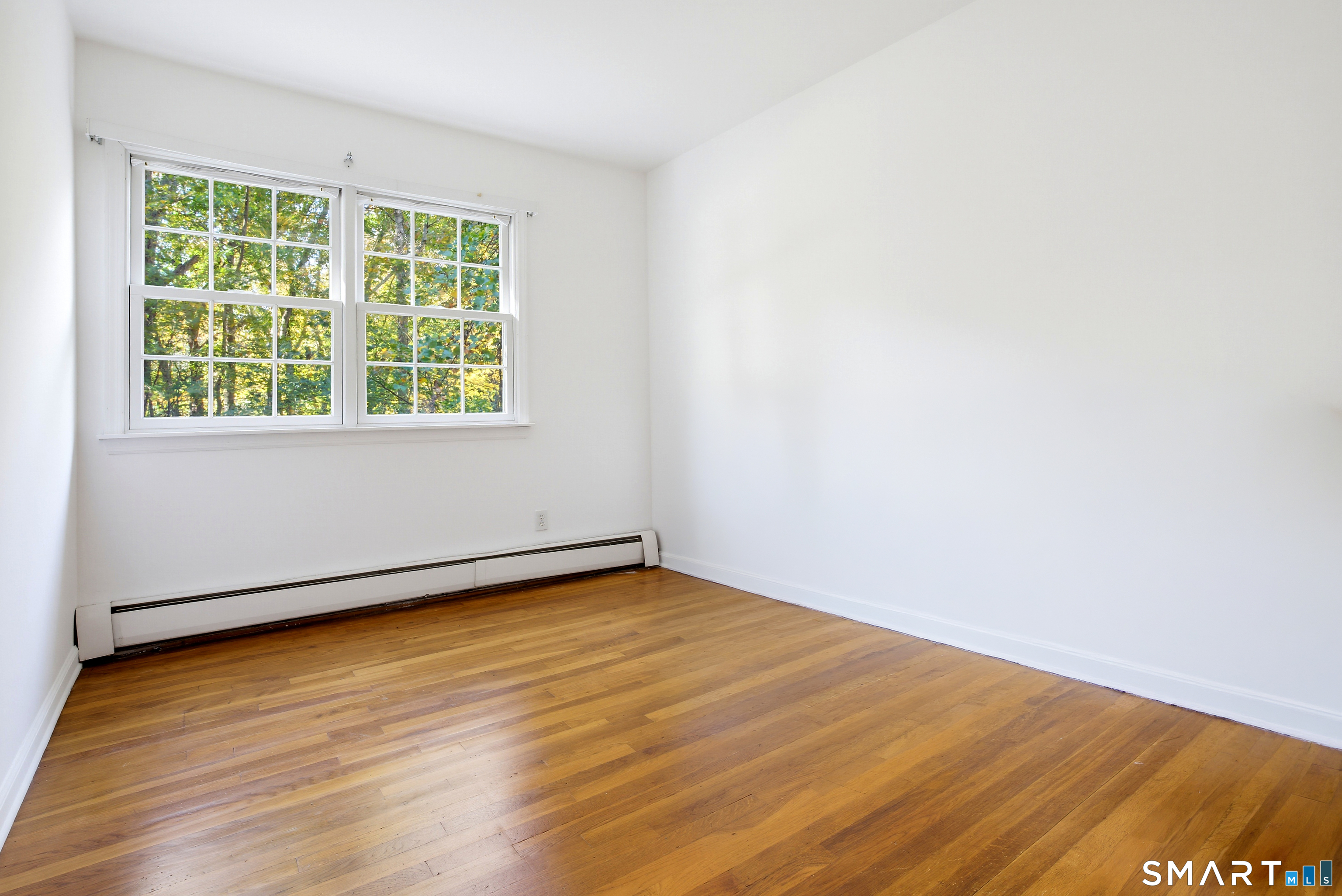 8 Glen Lane Property Photo 31