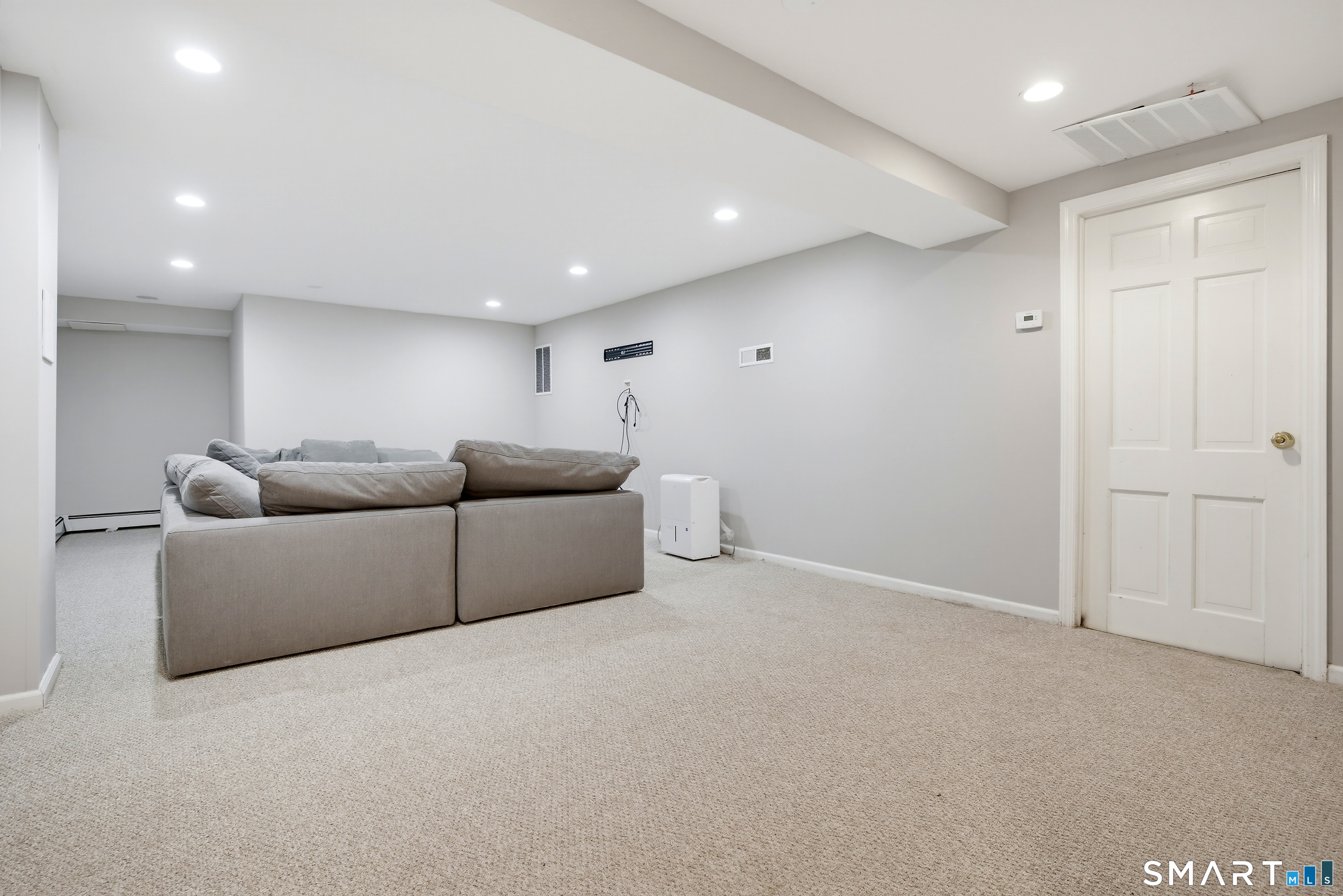 8 Glen Lane Property Photo 34