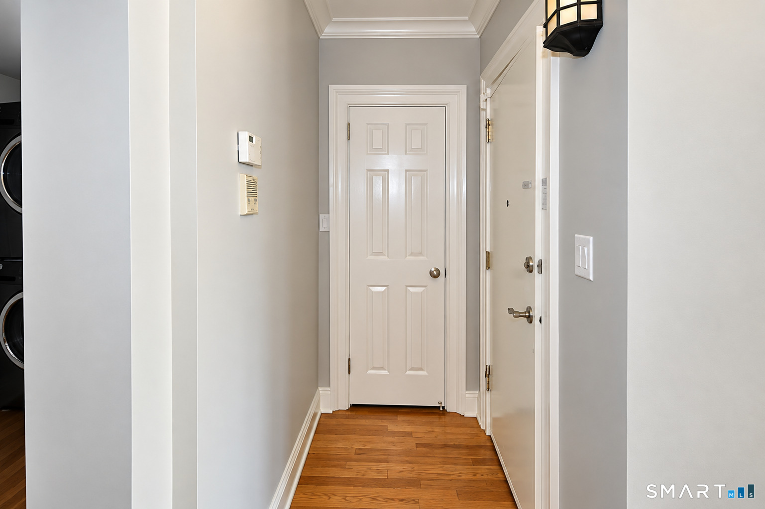 833 Summer 3b Street Property Photo 6
