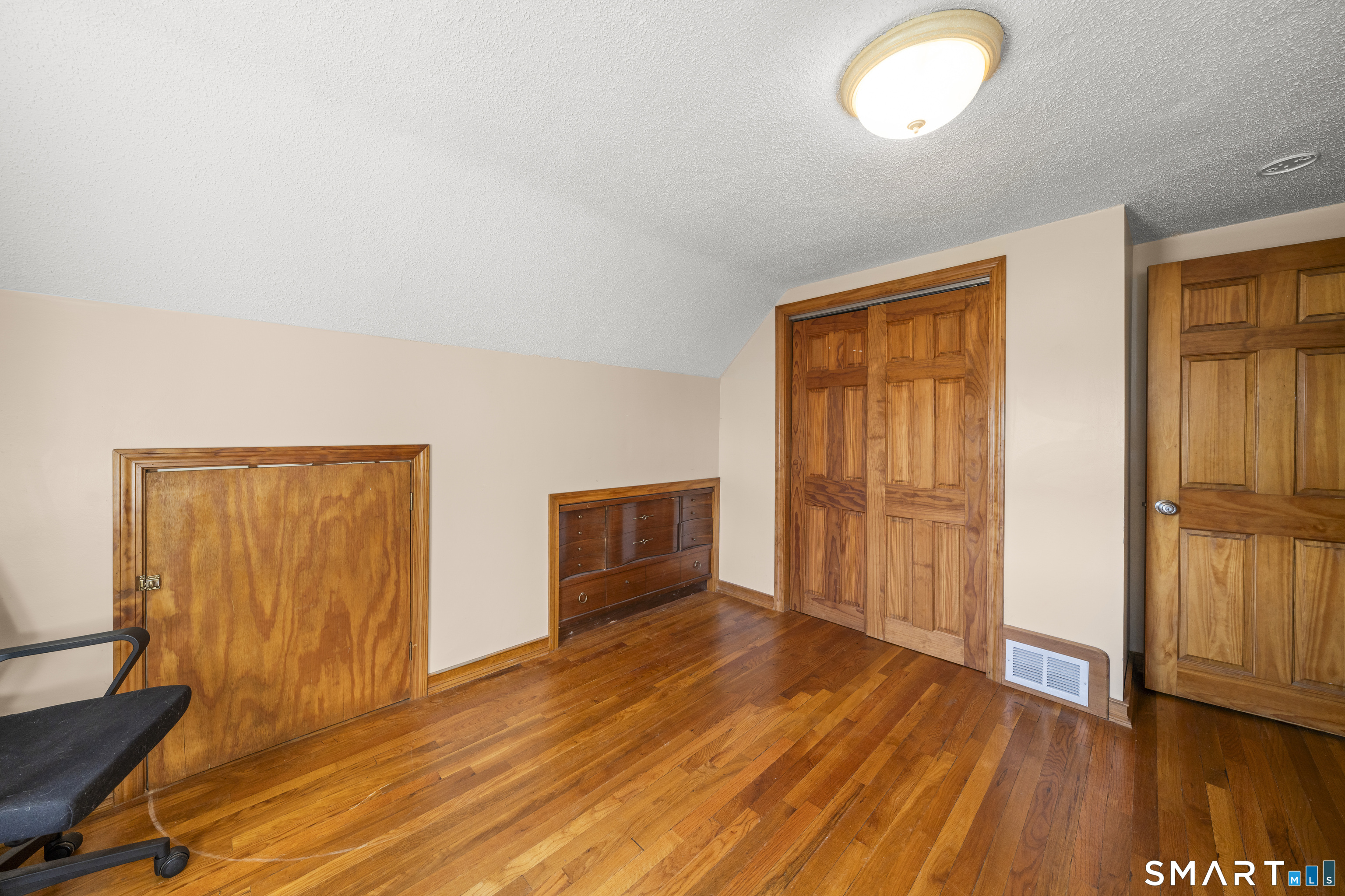 17 Pearl Street Property Photo 25