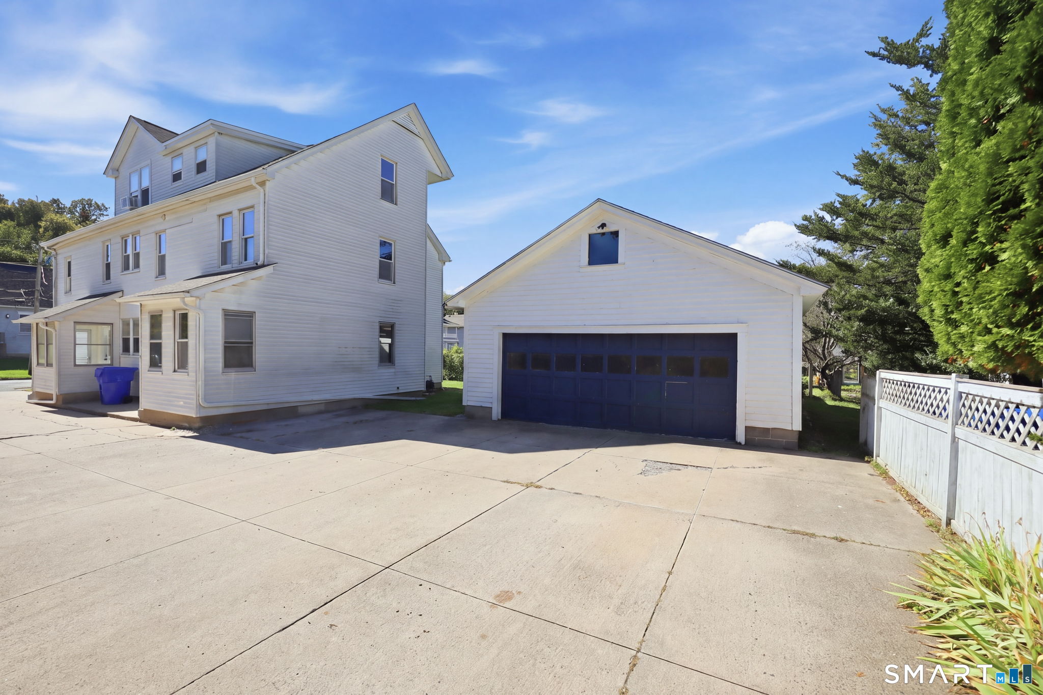 73 Park 1 Avenue Property Photo 1