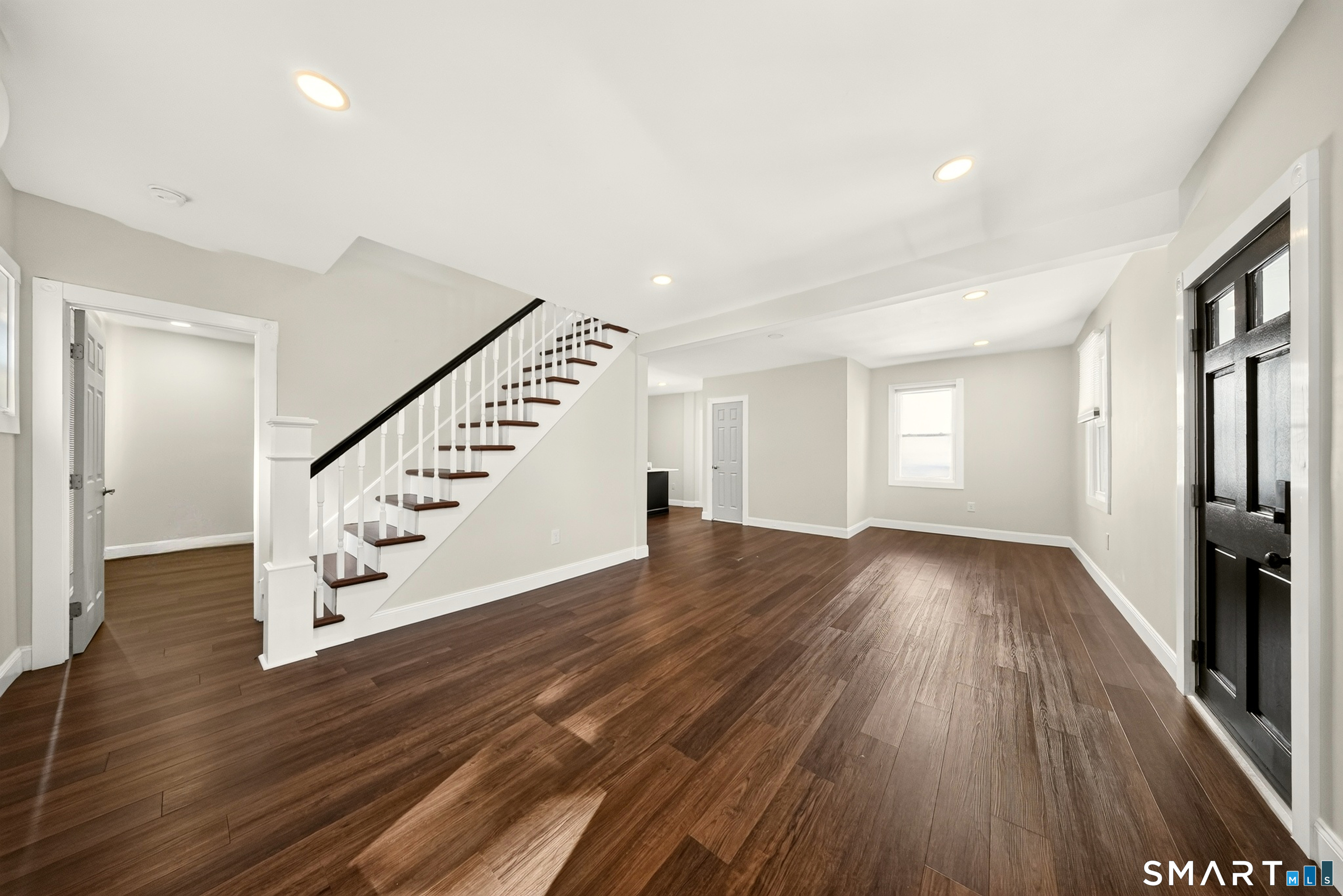 15 Ridgeway Street Property Photo 12