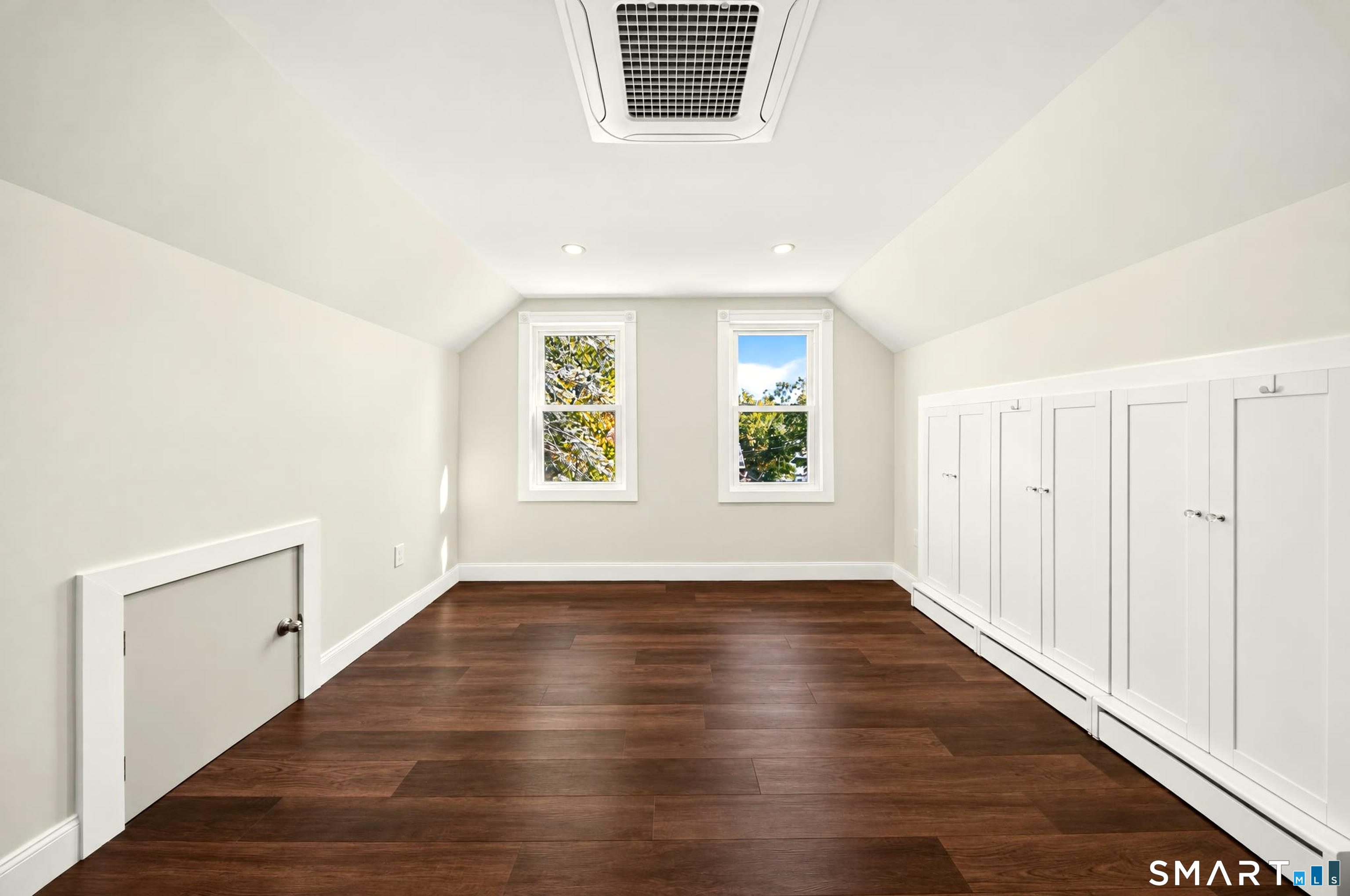 15 Ridgeway Street Property Photo 24