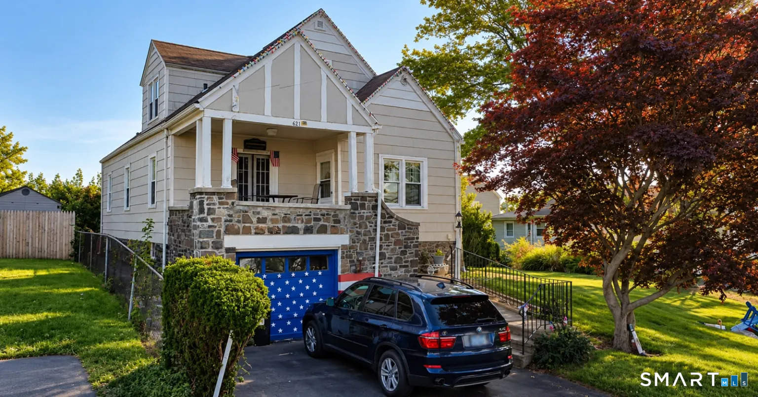 24212795 Property Photo 1