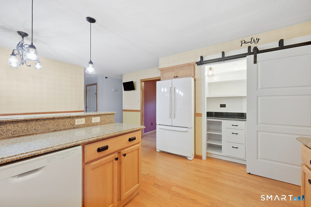 435 Old Slocum Road Property Photo 9
