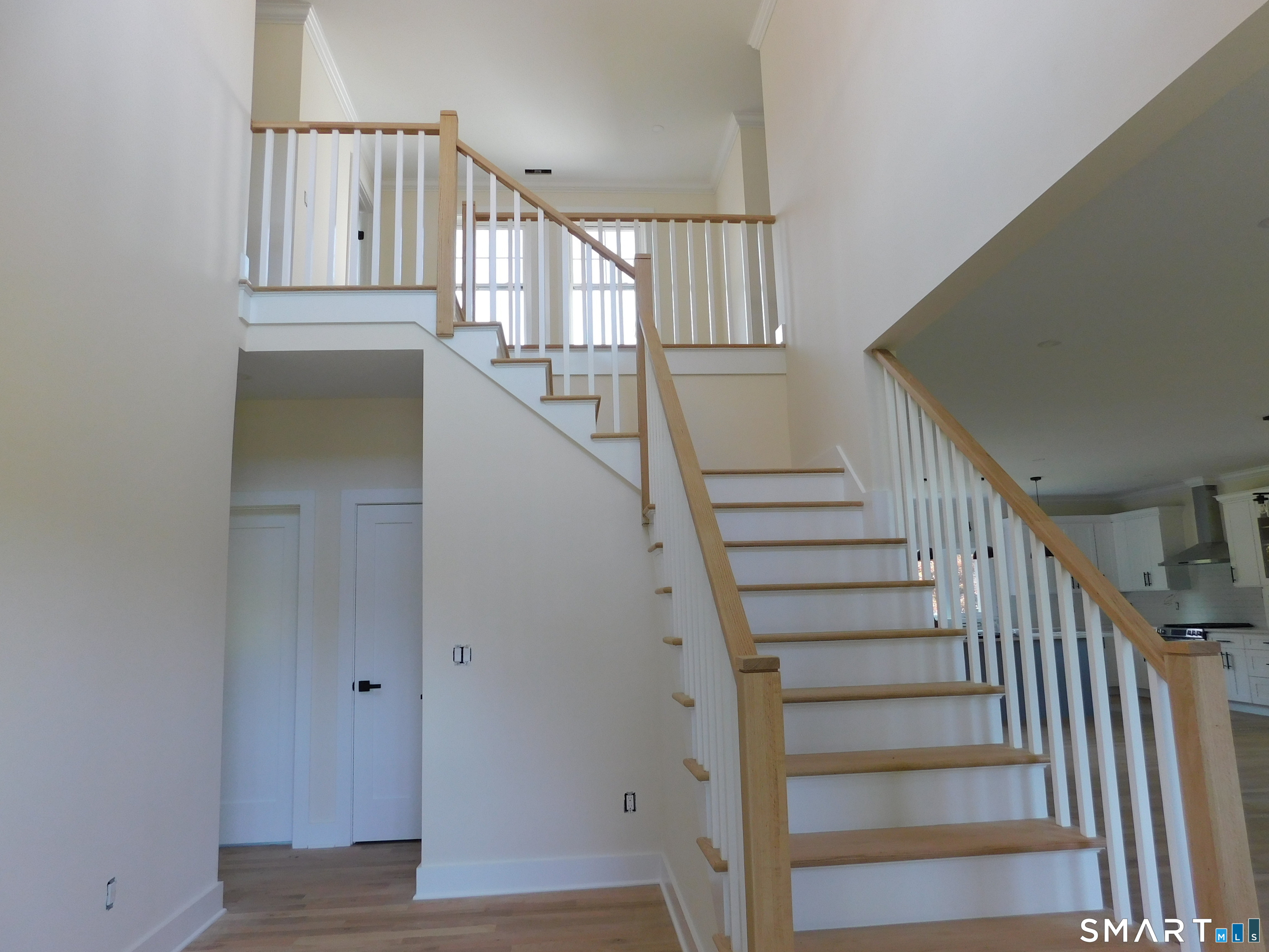 60 Mohegan Road Property Photo 2
