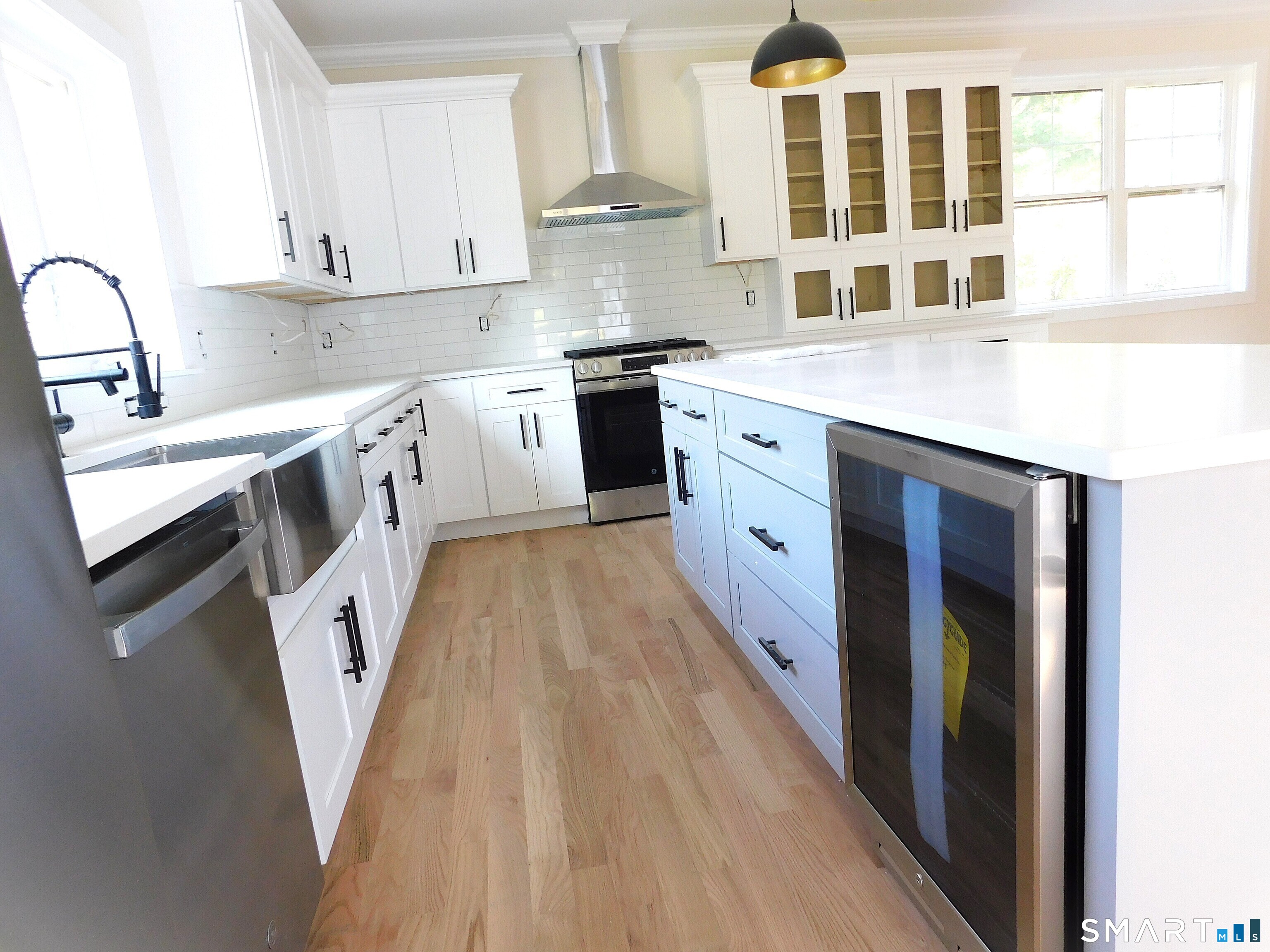 60 Mohegan Road Property Photo 6