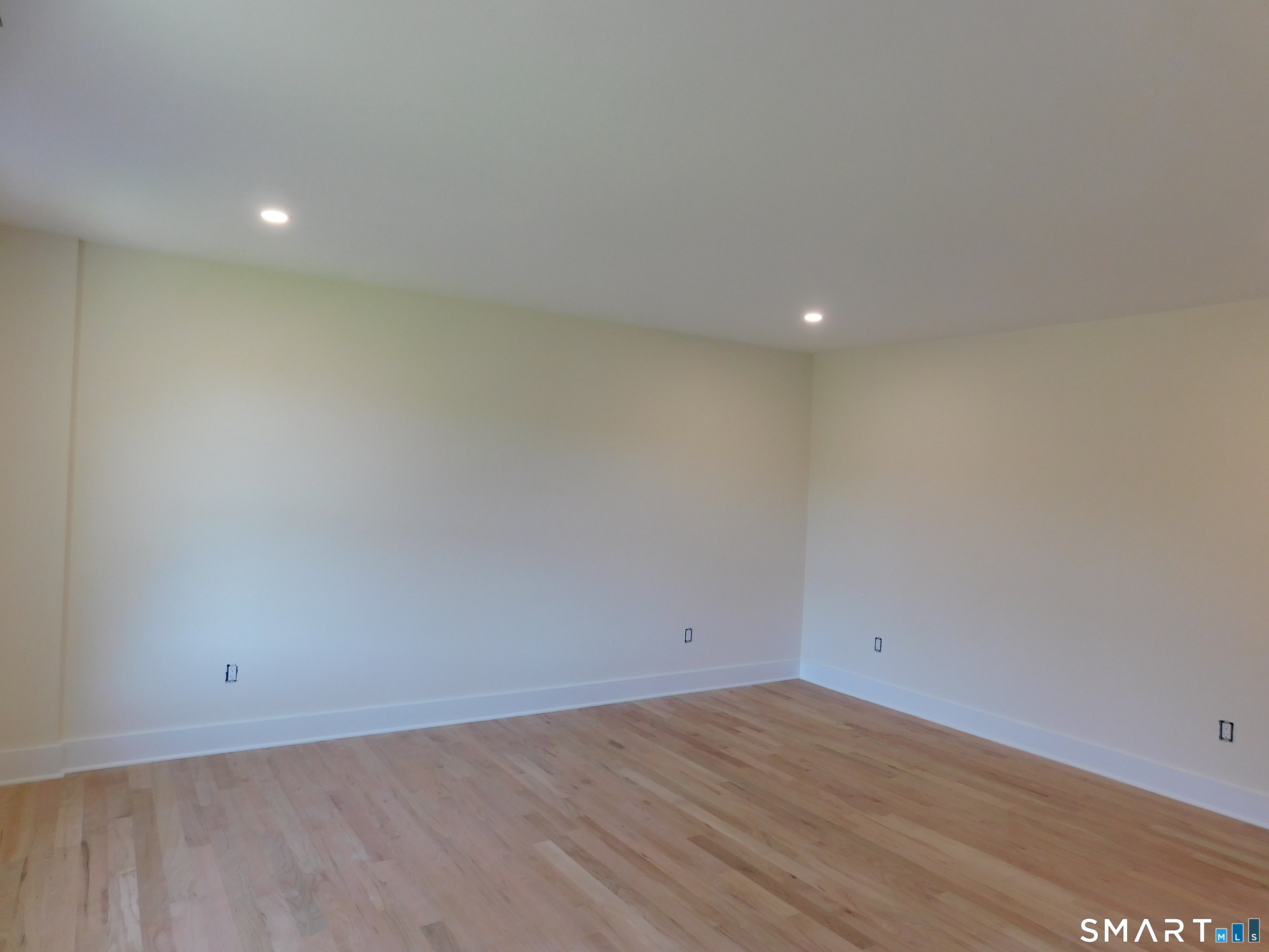 60 Mohegan Road Property Photo 12