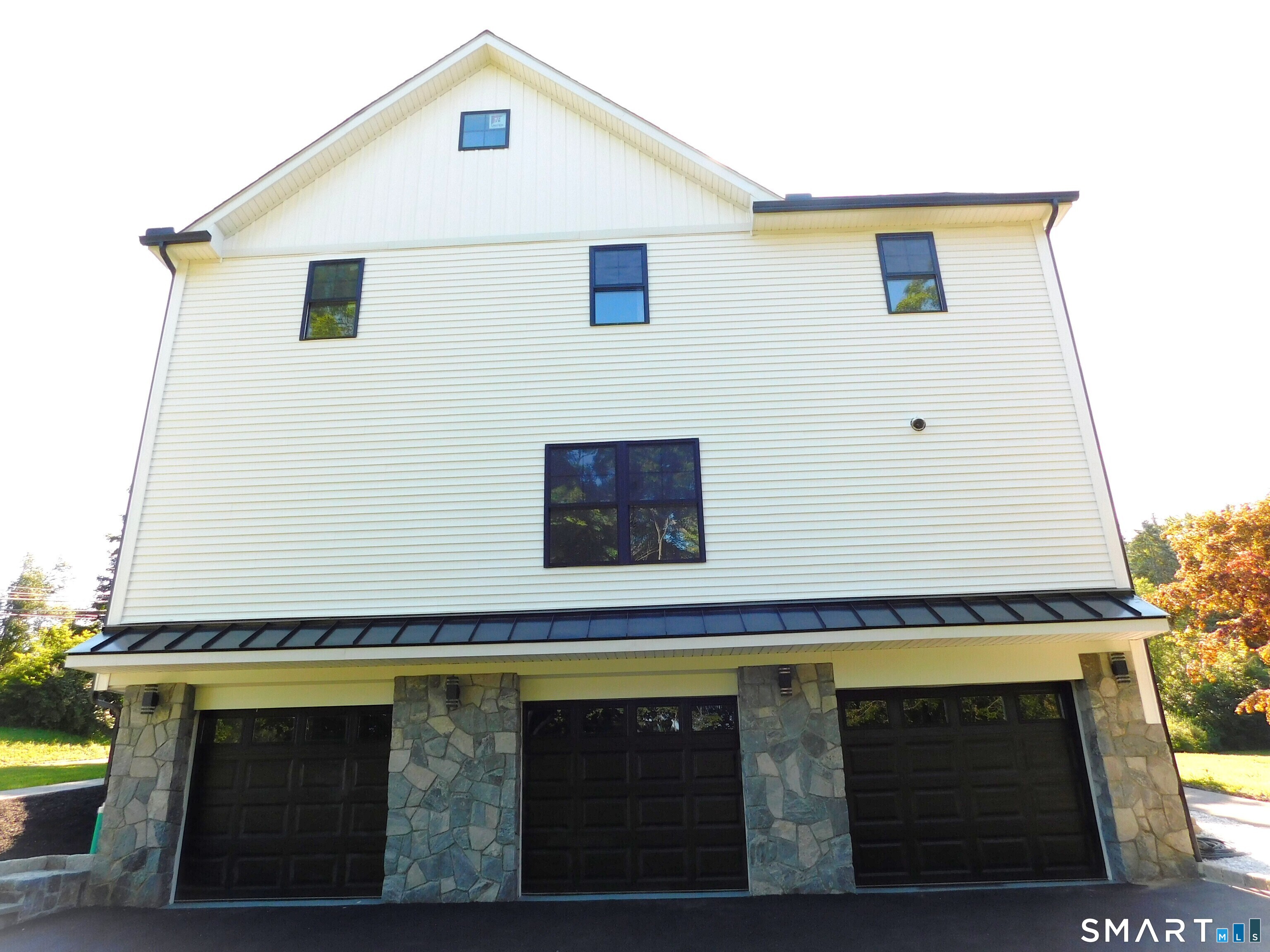 60 Mohegan Road Property Photo 25
