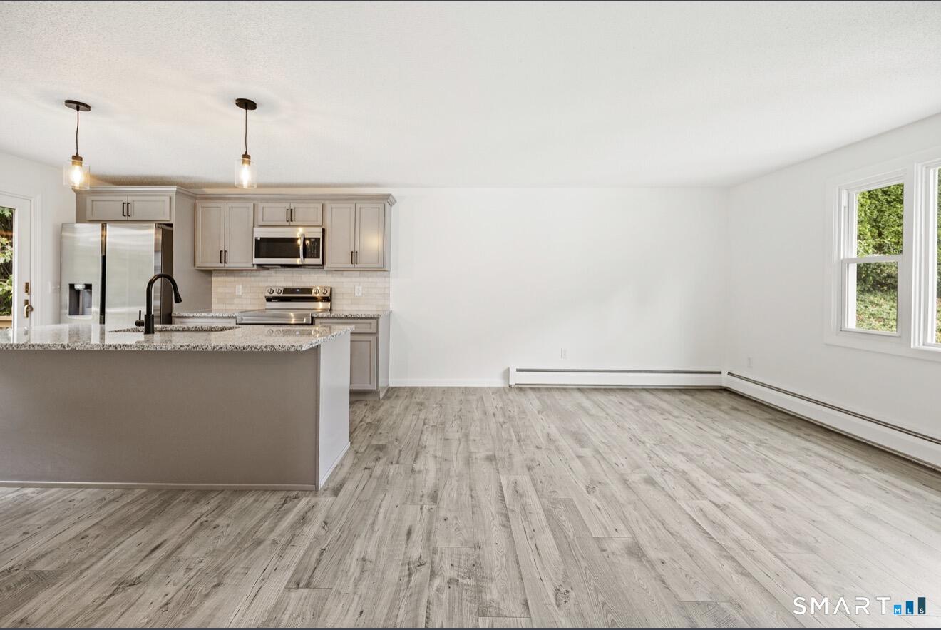56 Orient Street Property Photo 3