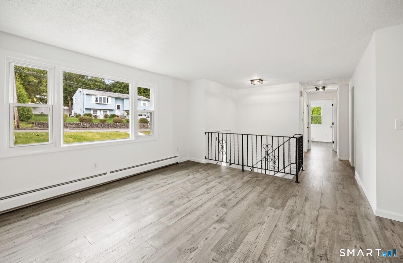 56 Orient Street Property Photo 5