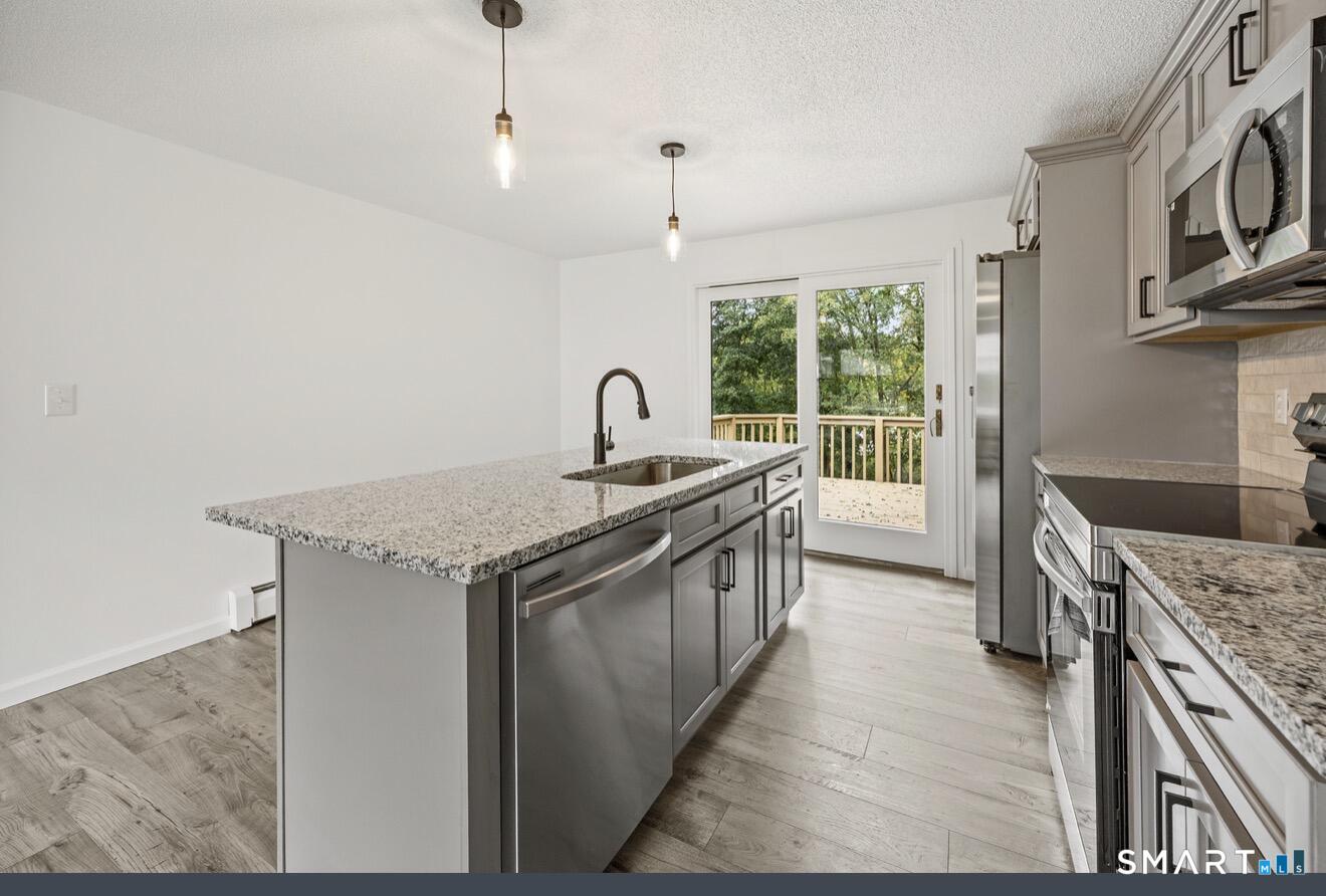56 Orient Street Property Photo 6