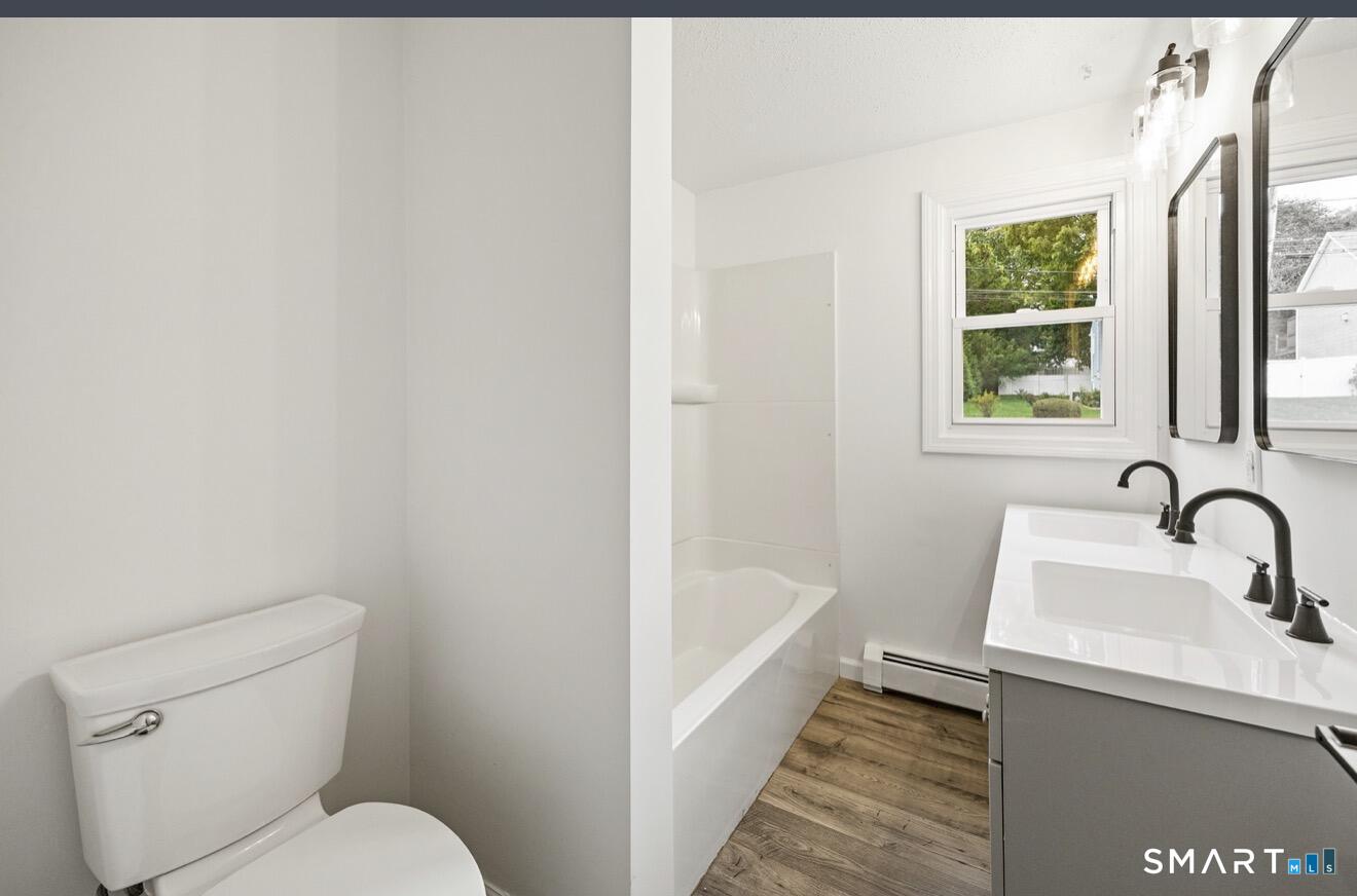56 Orient Street Property Photo 7
